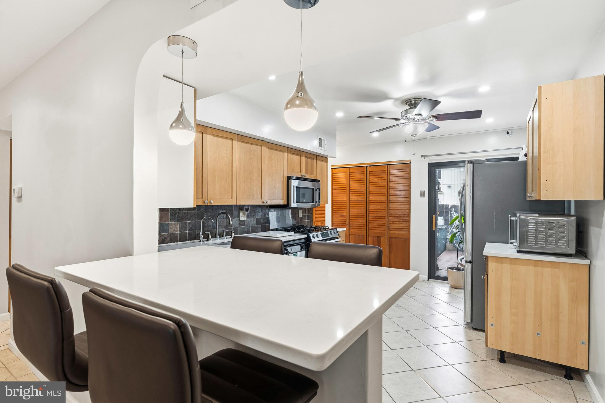 LAYTONIA - Residential