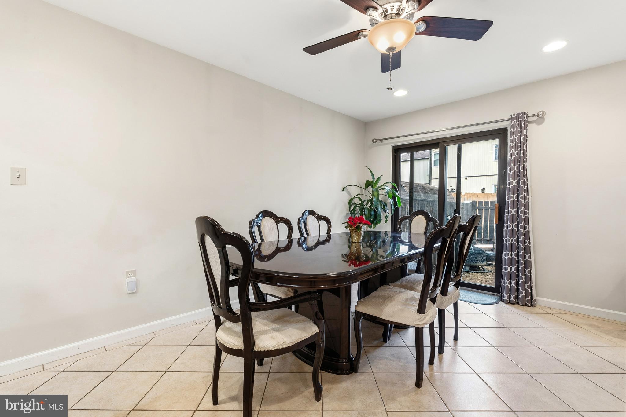 LAYTONIA - Residential