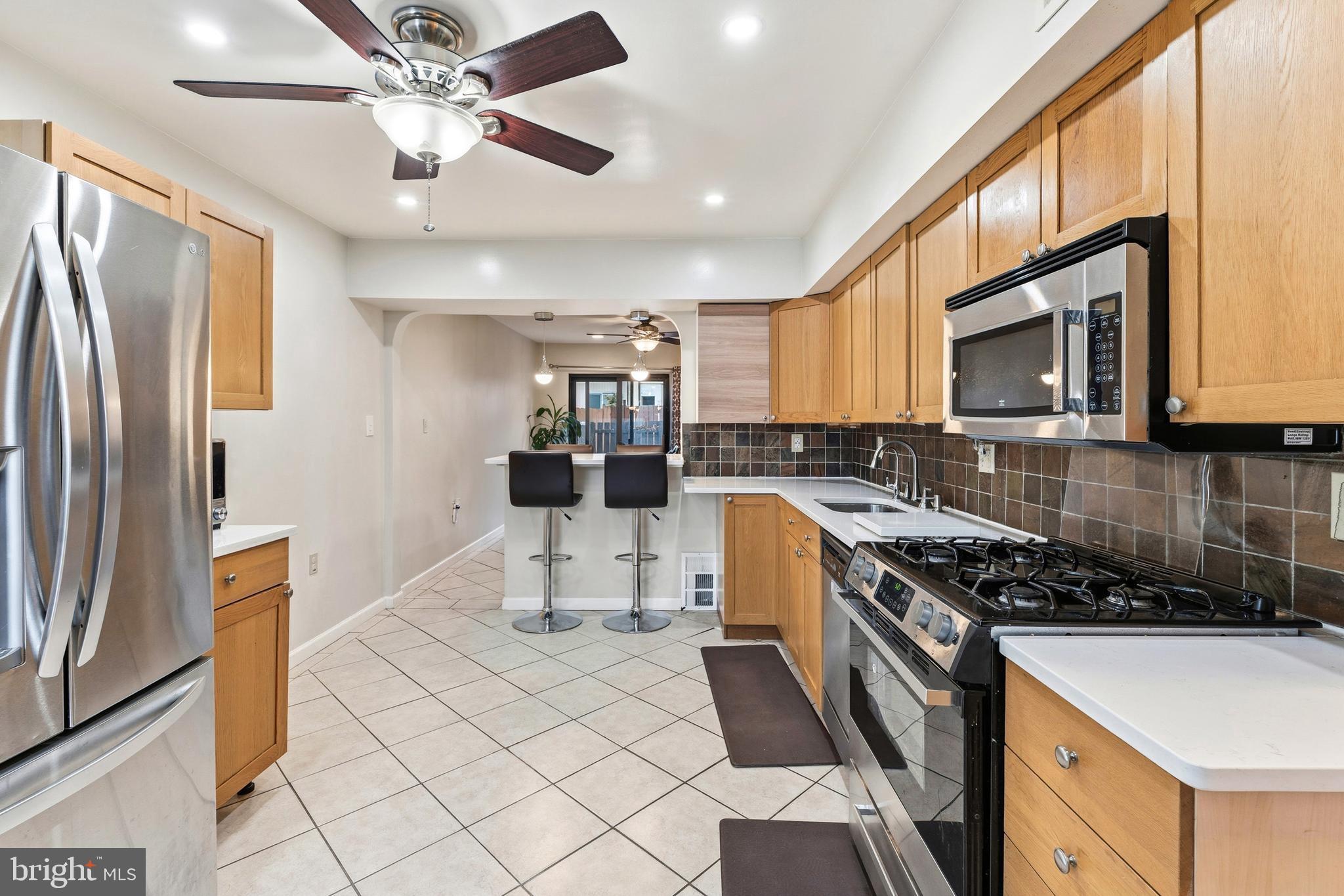 LAYTONIA - Residential