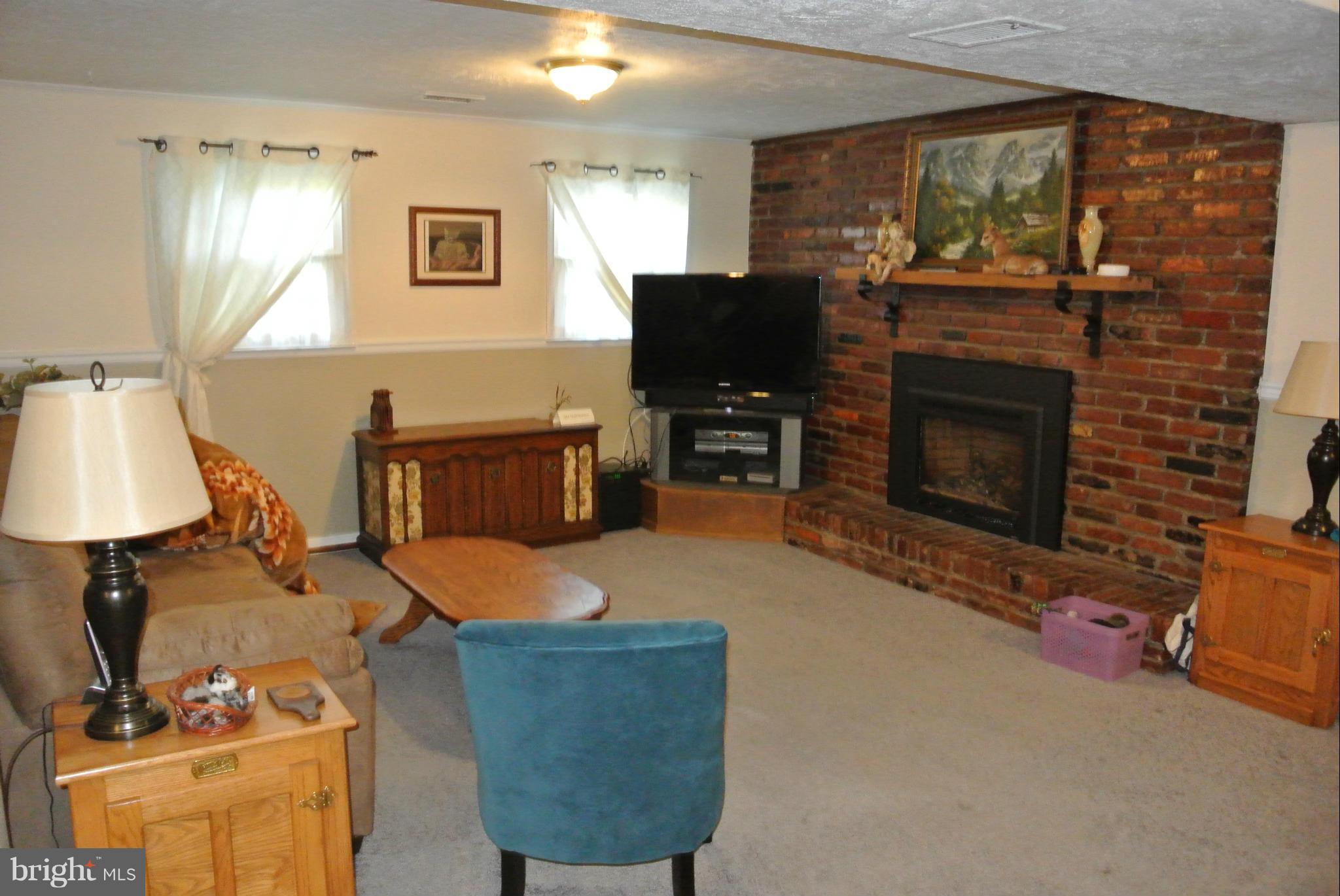 MT CARMEL ESTATES SUB - Residential