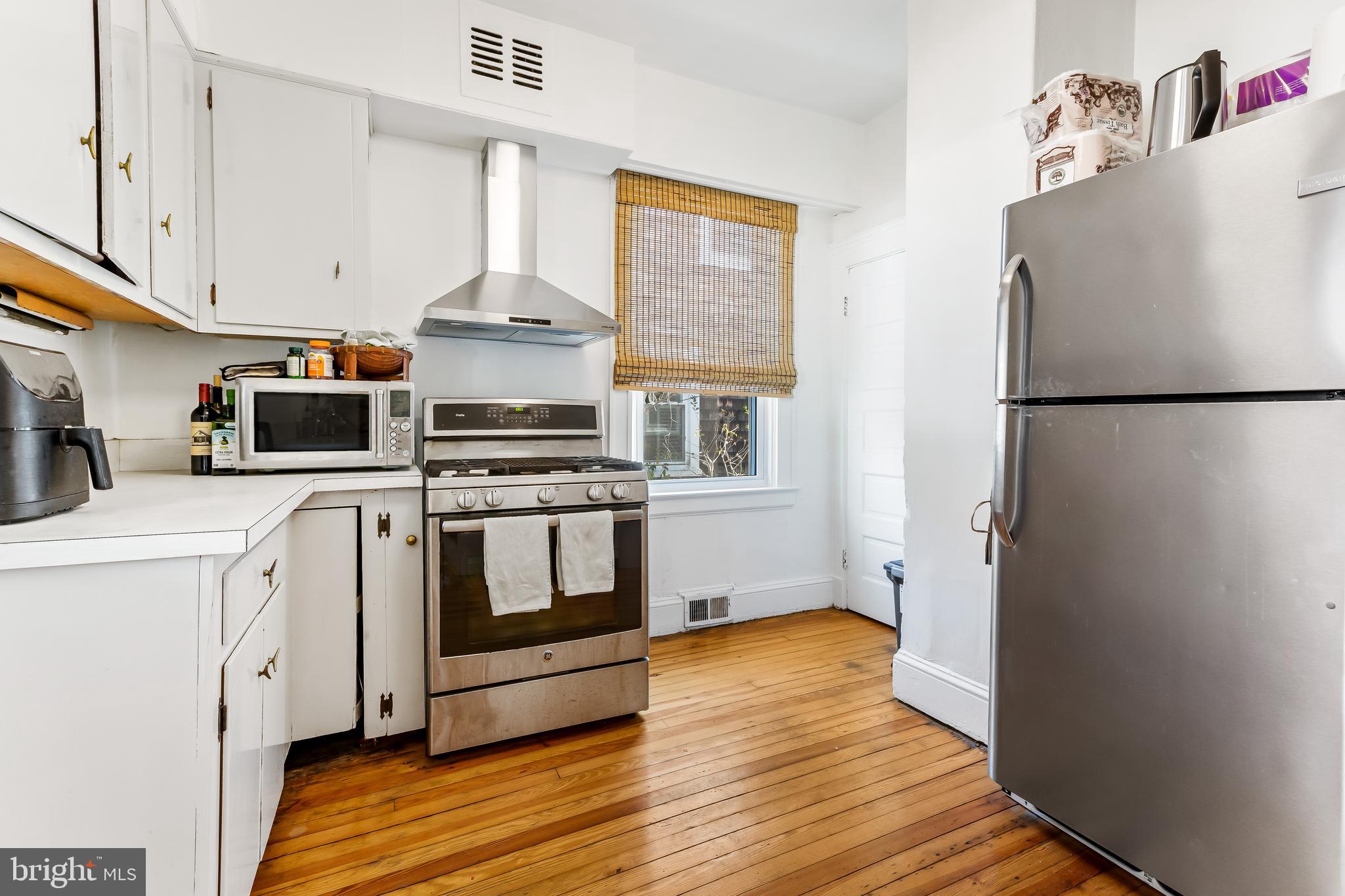 TUXEDO PARK - Residential Lease