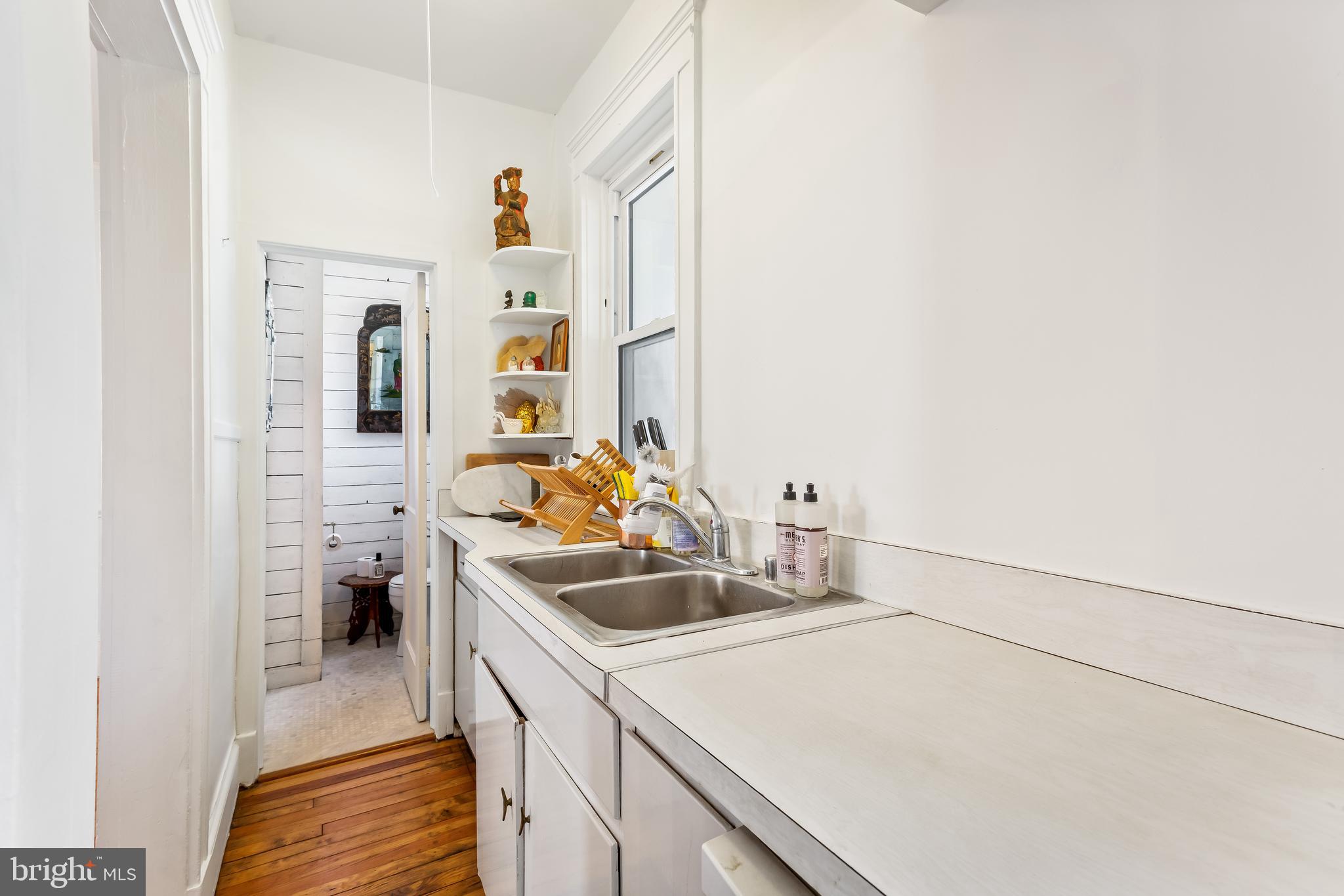 TUXEDO PARK - Residential Lease