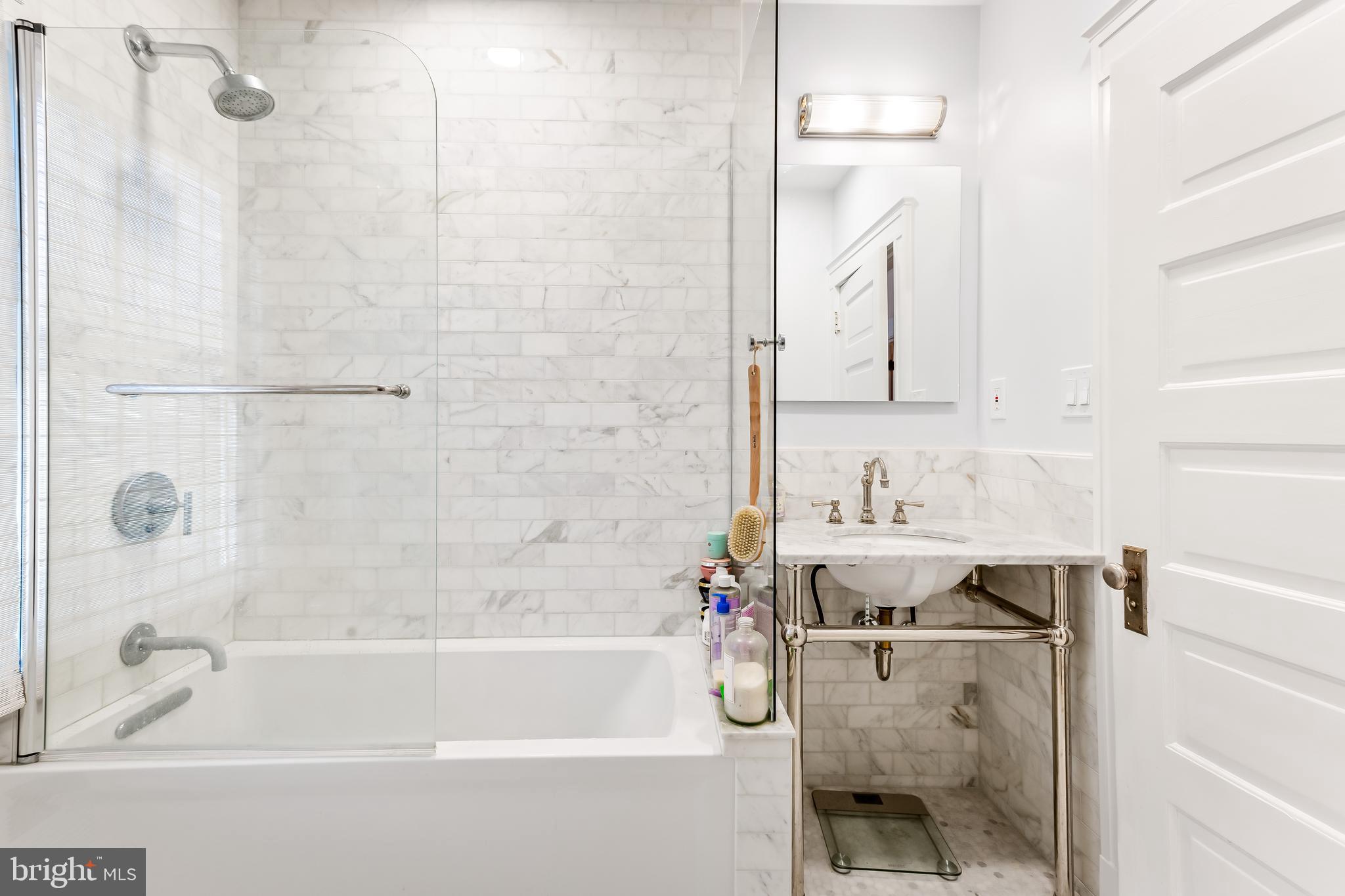 TUXEDO PARK - Residential Lease