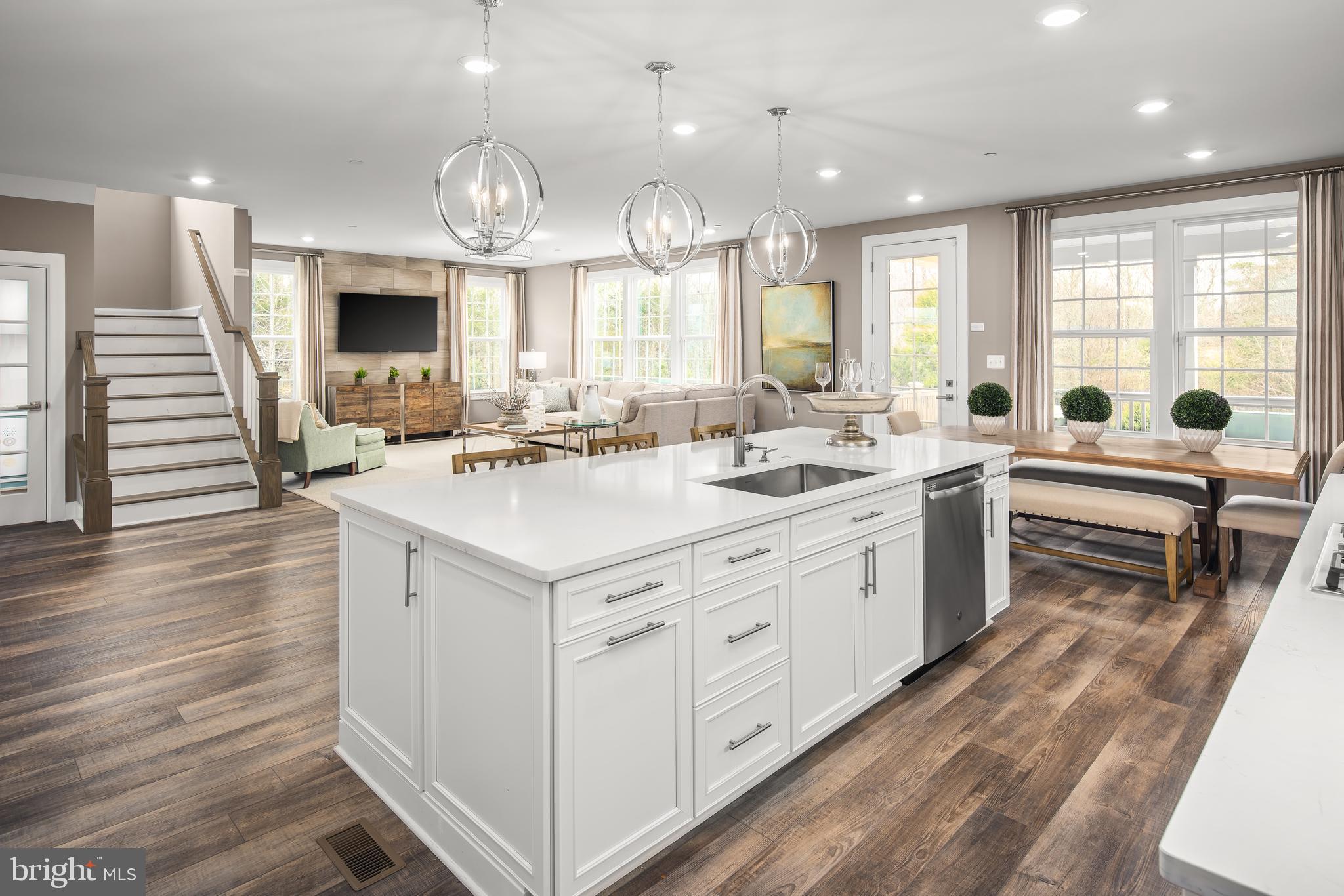 WESTMOUNT - Residential