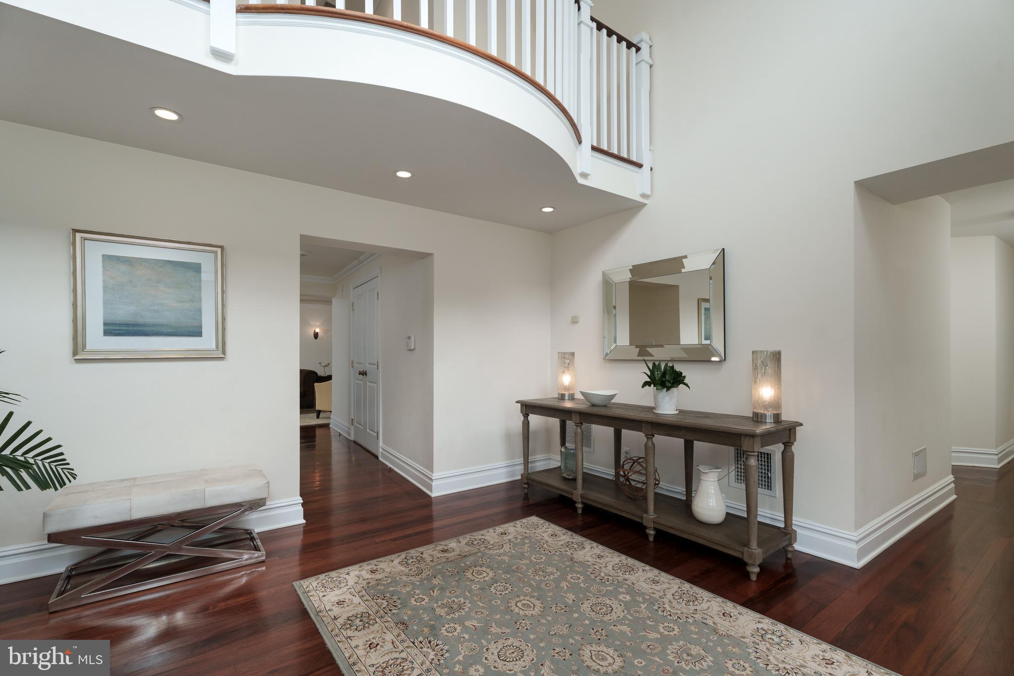 8 FLANDERS VALLEY COURT