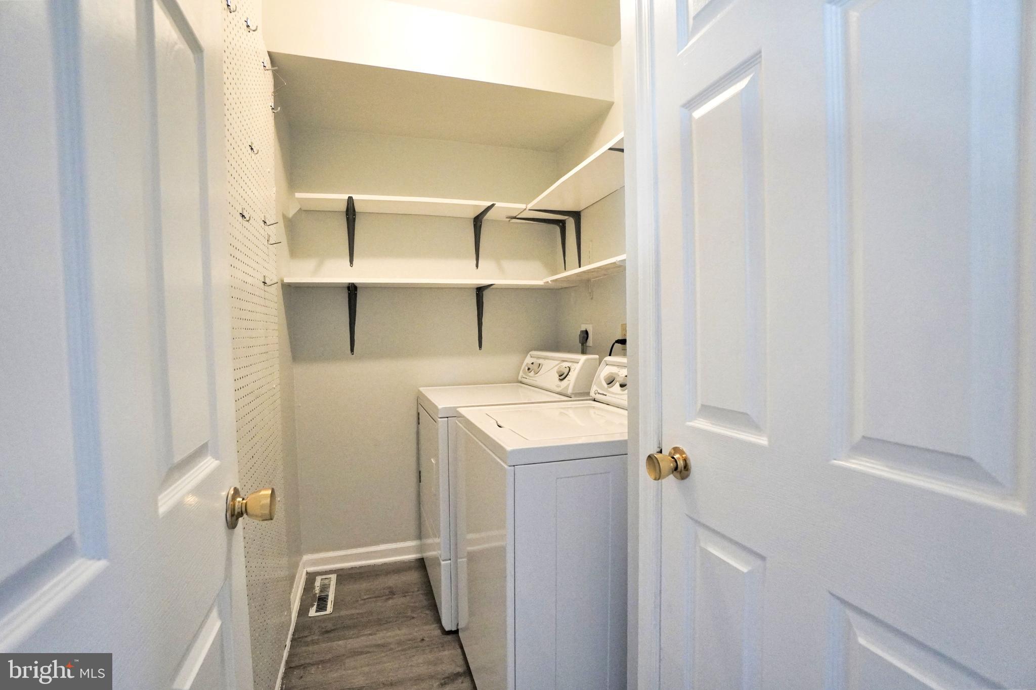 THE HIGHLANDS - Residential