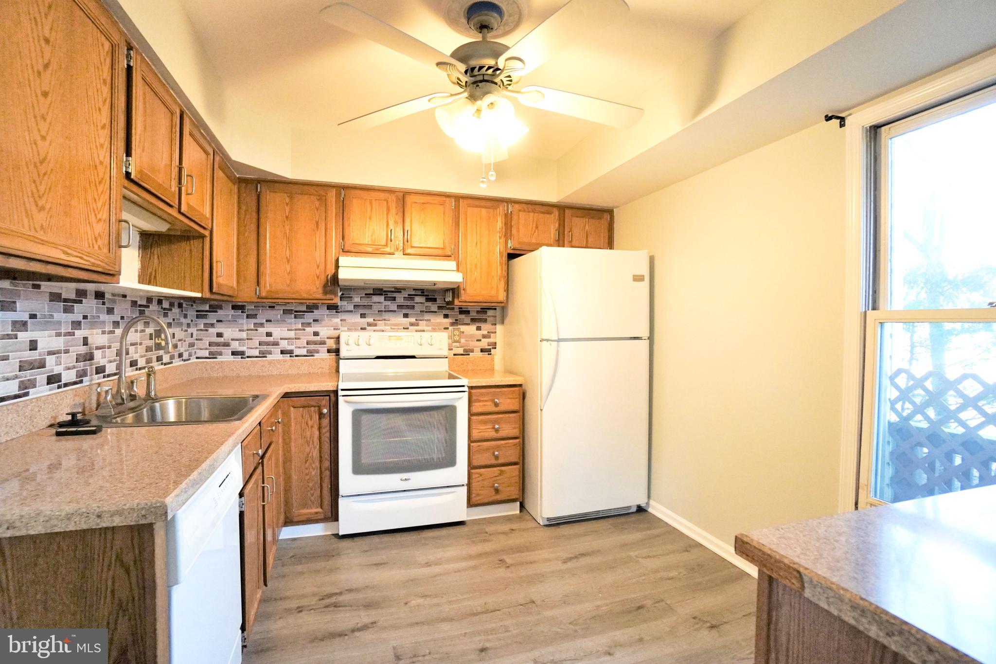 THE HIGHLANDS - Residential