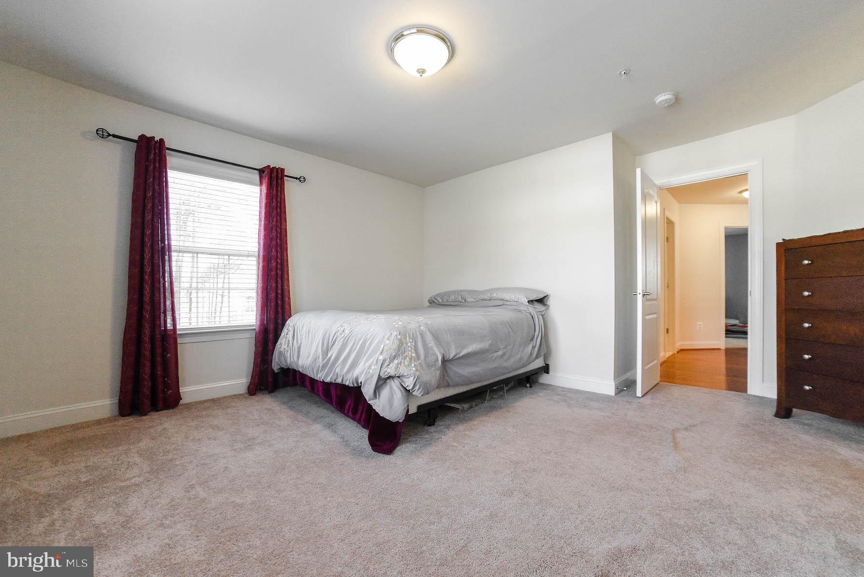 FOREST KNOLLS TWO - Residential