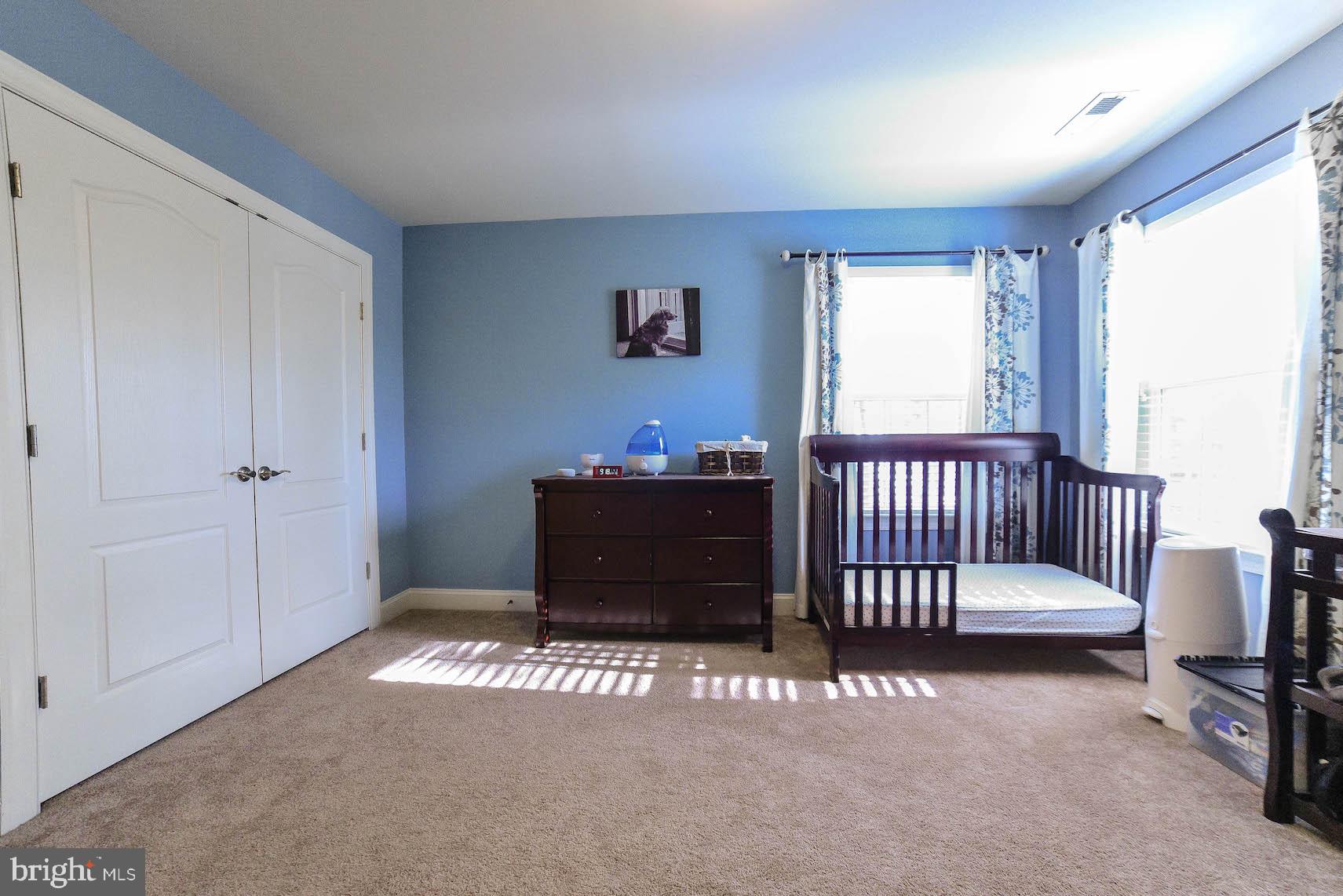 FOREST KNOLLS TWO - Residential