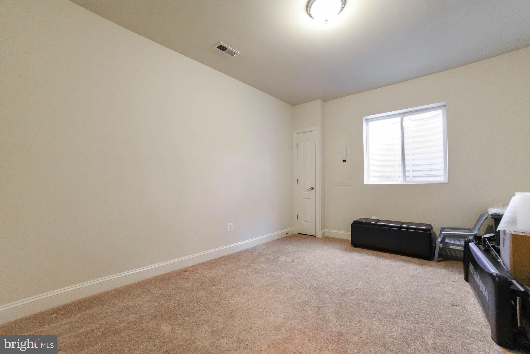 FOREST KNOLLS TWO - Residential