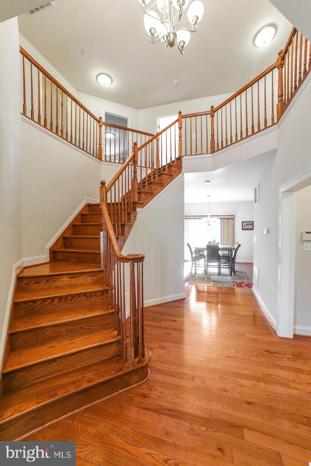 FOREST KNOLLS TWO - Residential