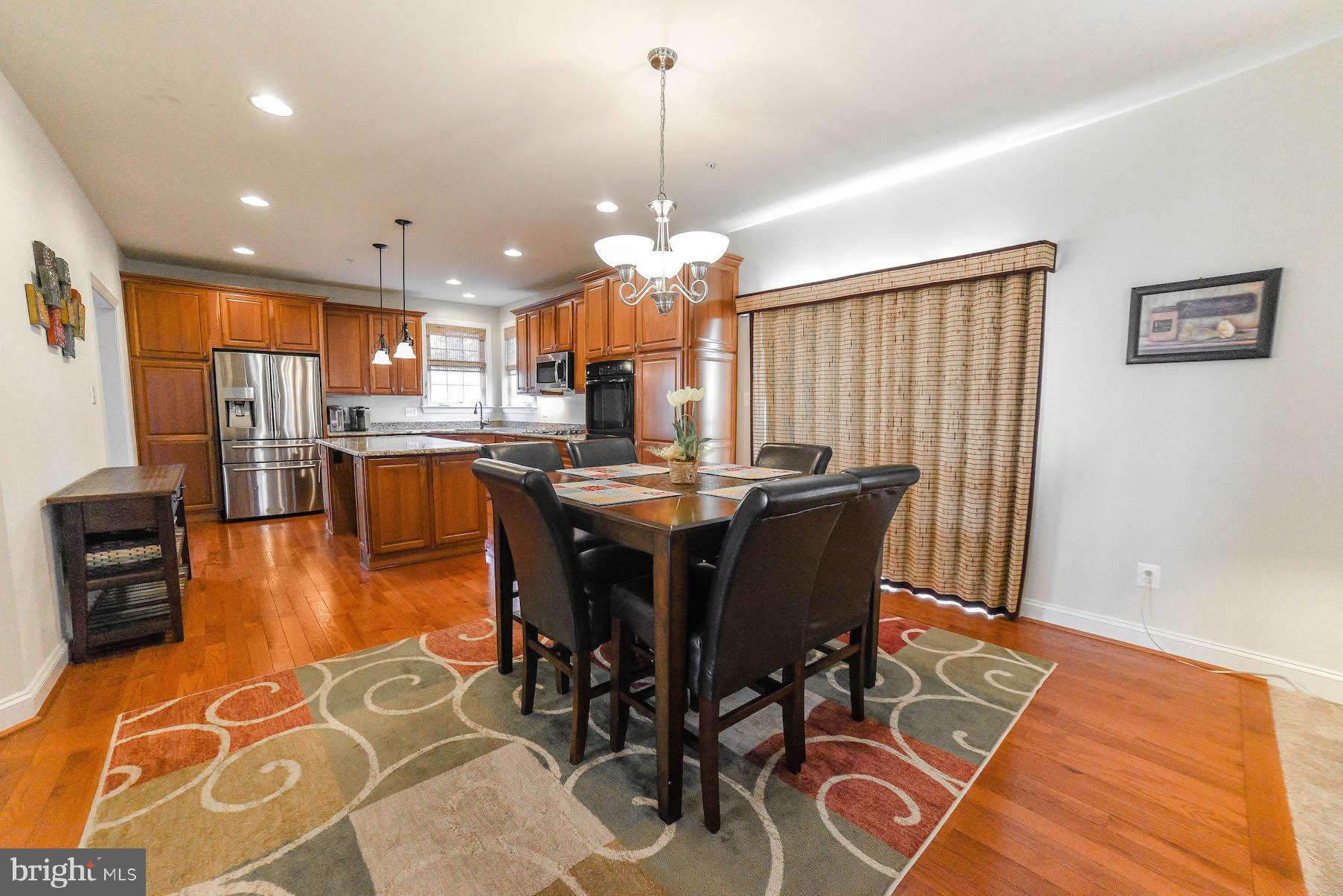 FOREST KNOLLS TWO - Residential