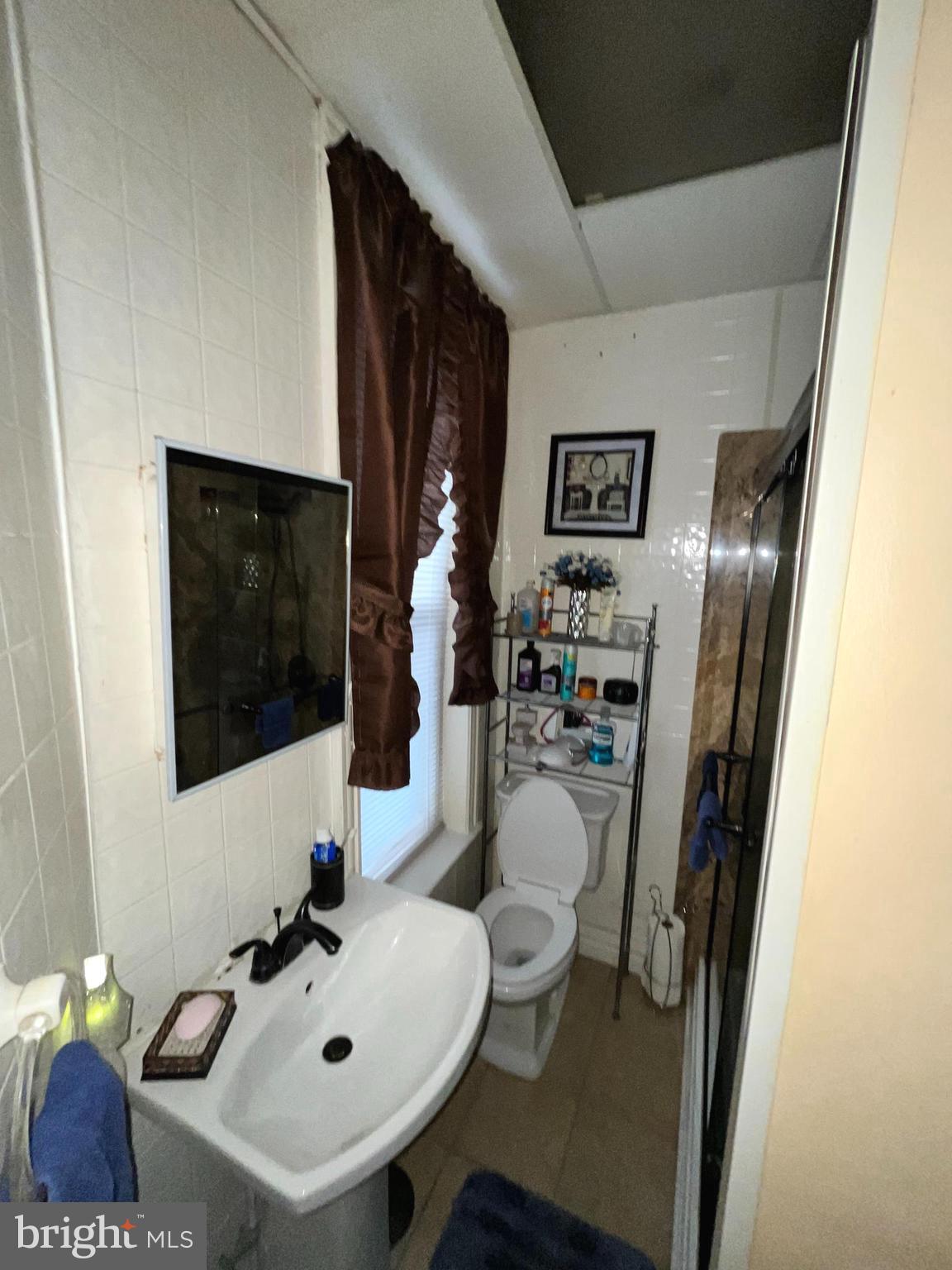 WEST OAK LANE - Residential