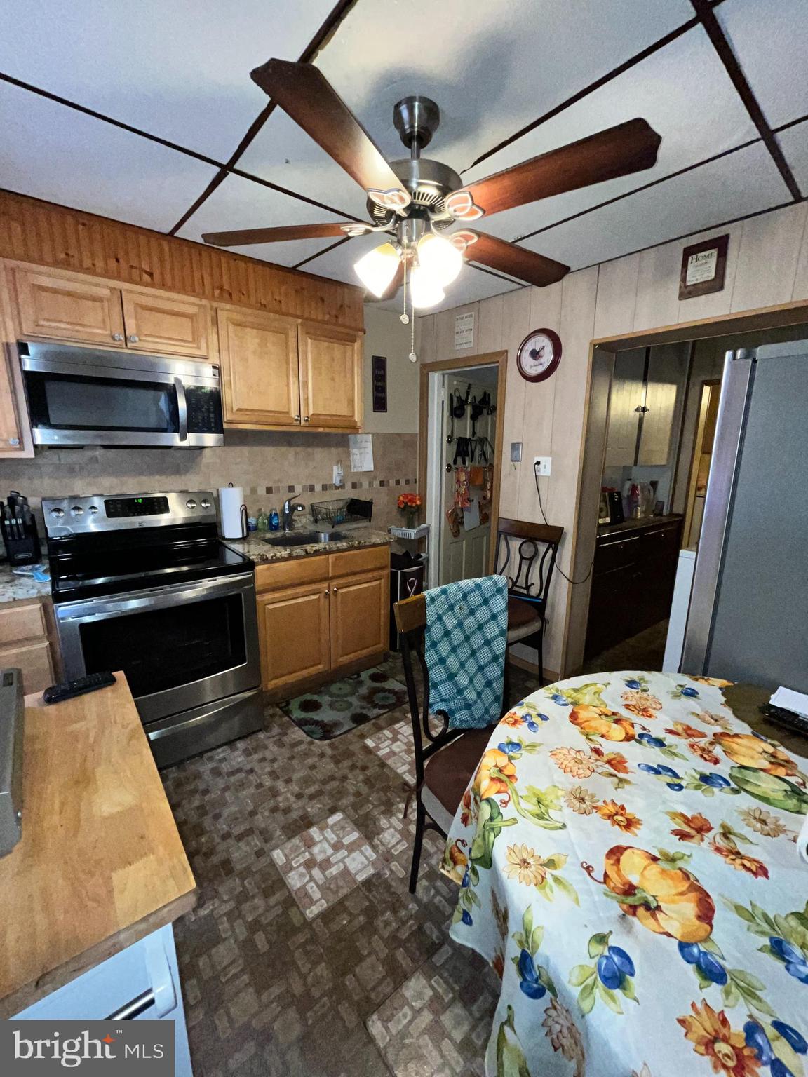 WEST OAK LANE - Residential