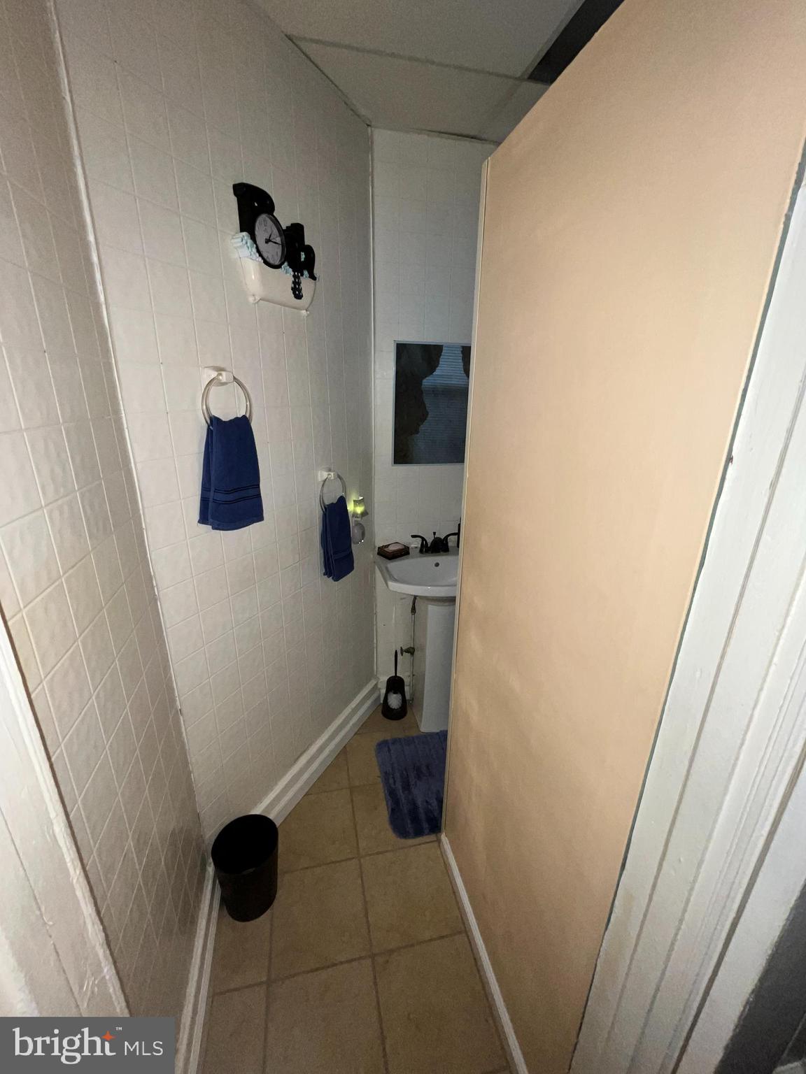 WEST OAK LANE - Residential