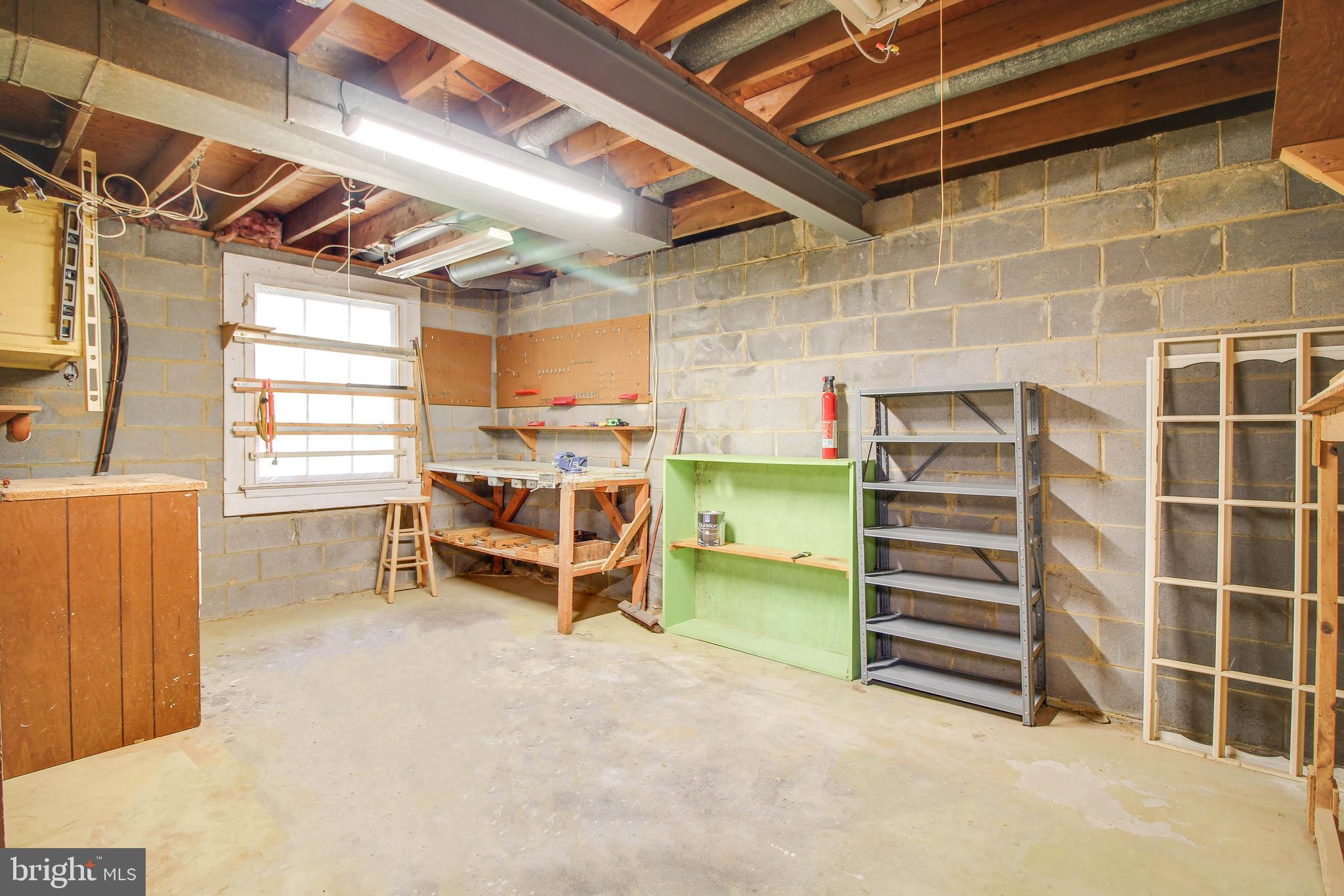 OAKLAND MILLS - Residential