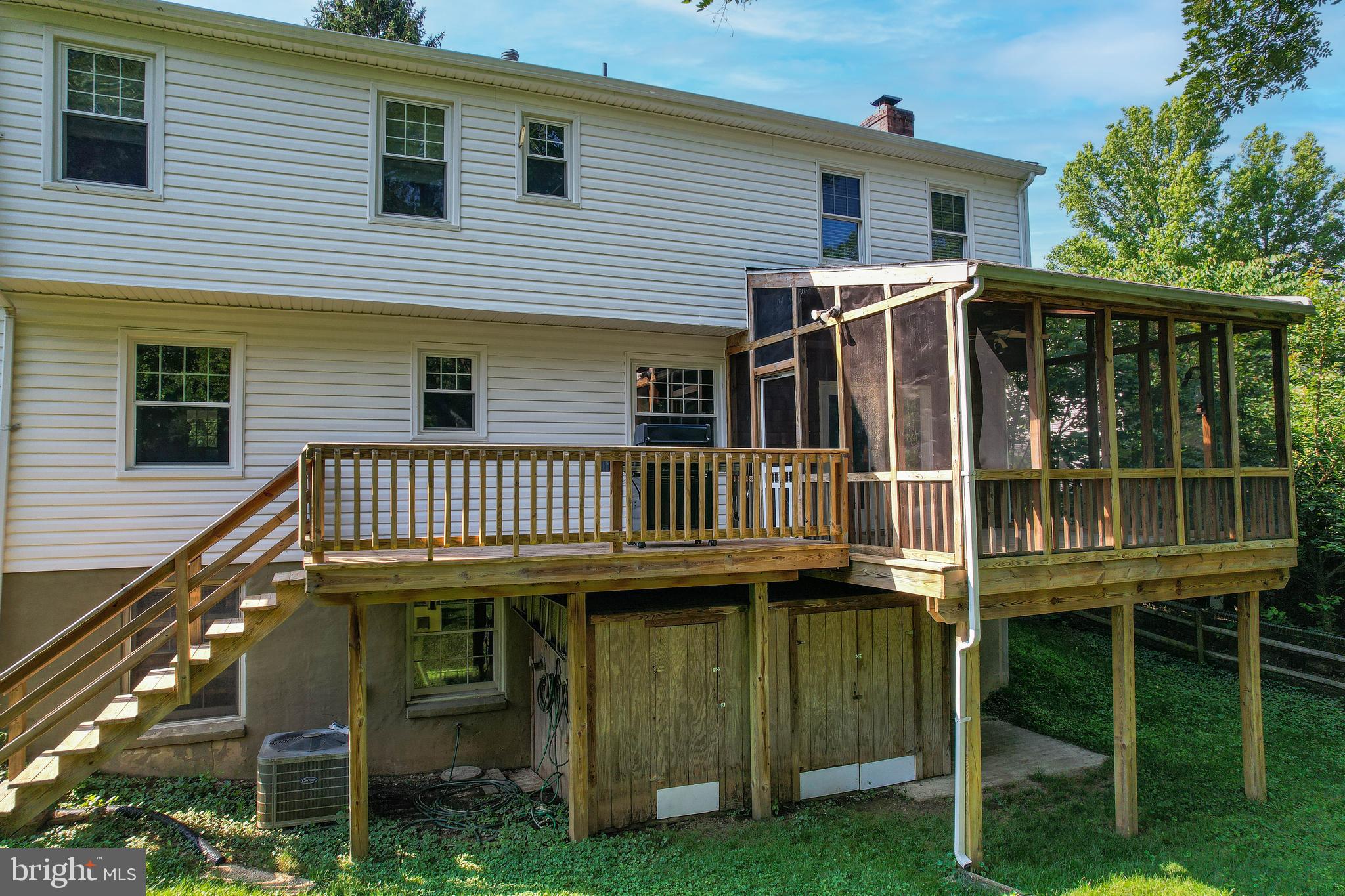 OAKLAND MILLS - Residential