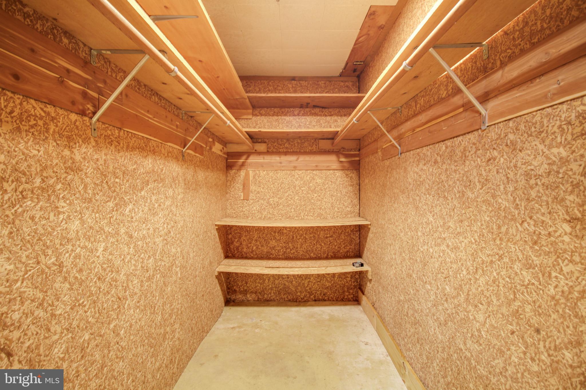 OAKLAND MILLS - Residential