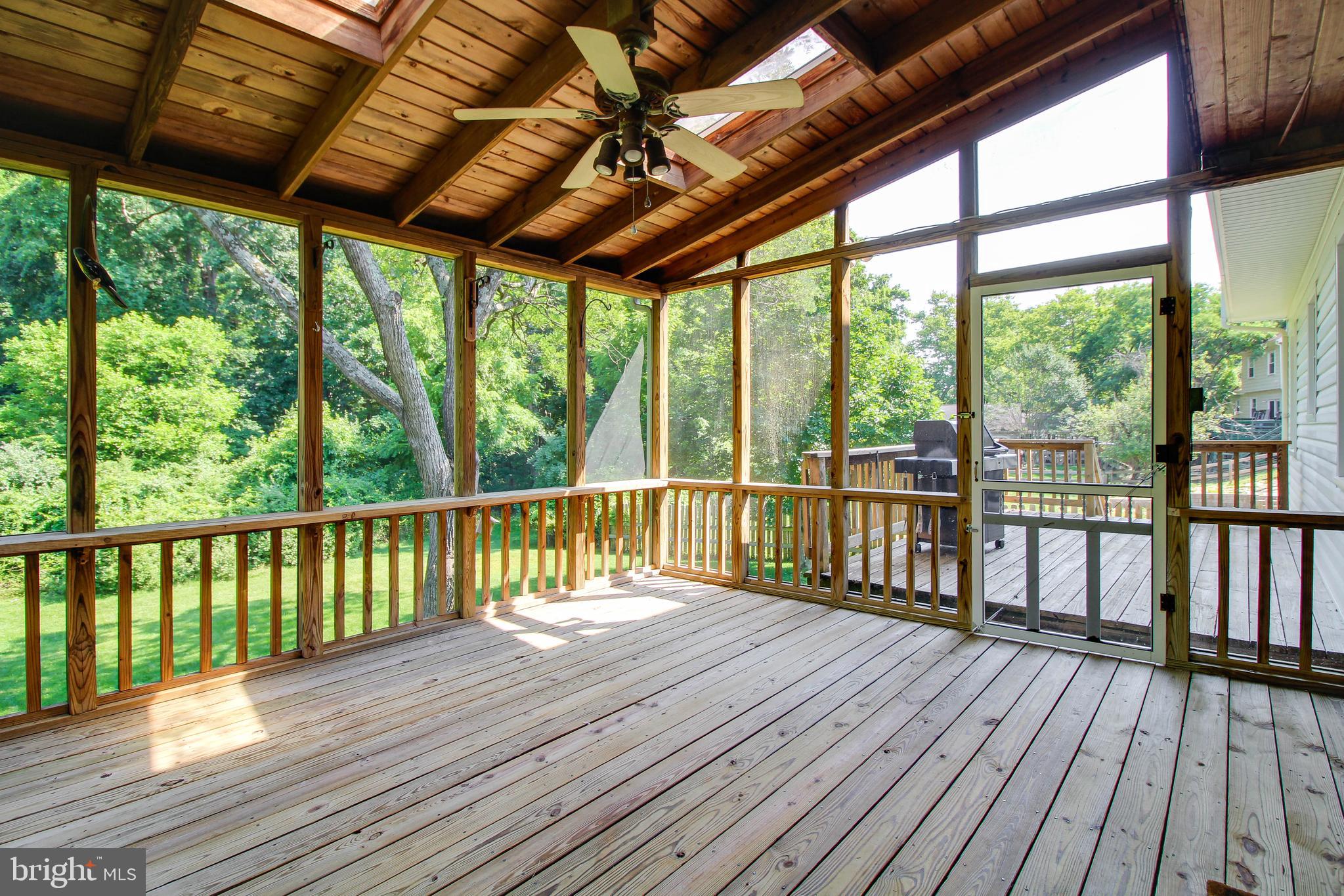 OAKLAND MILLS - Residential