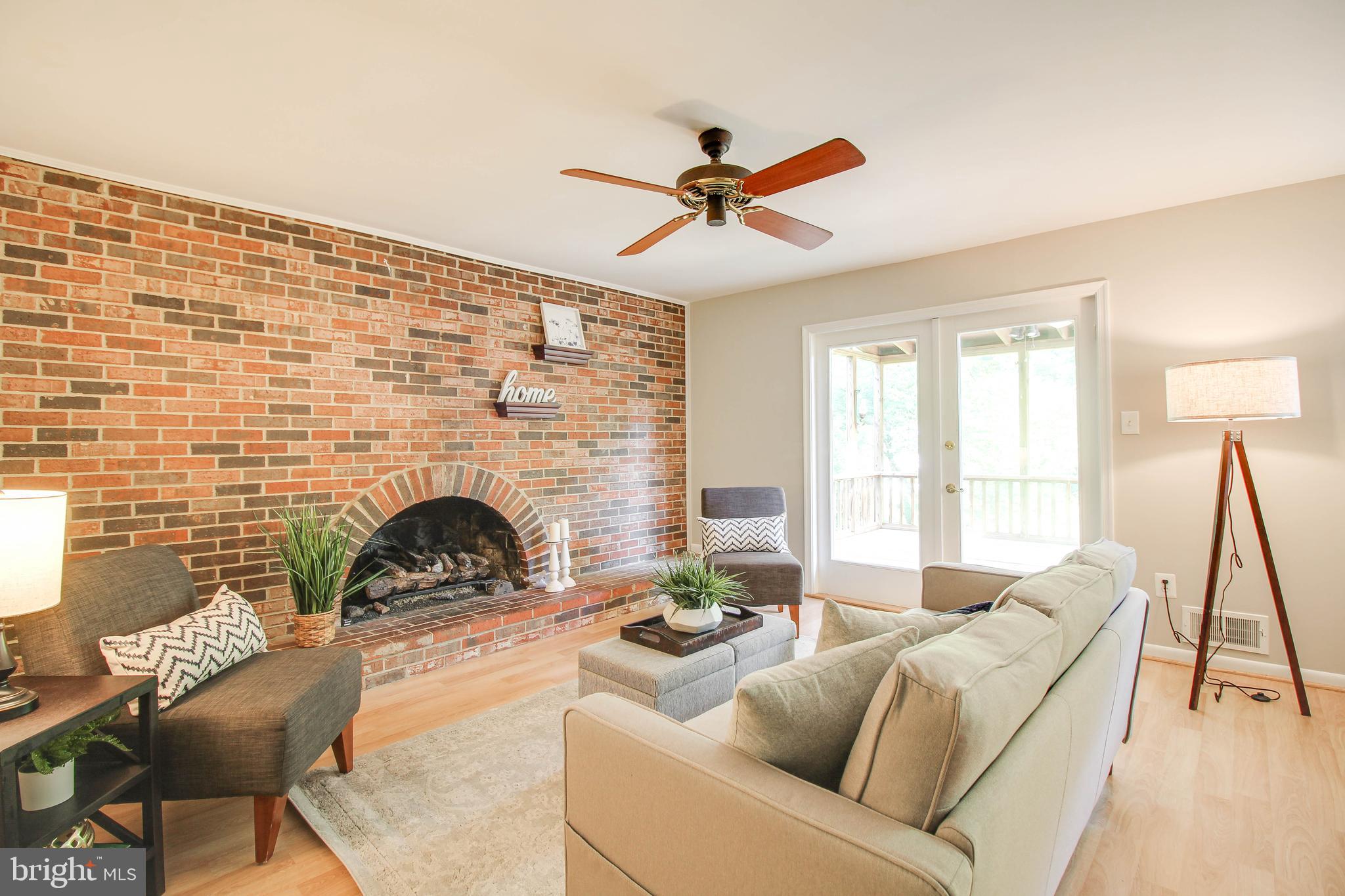 OAKLAND MILLS - Residential