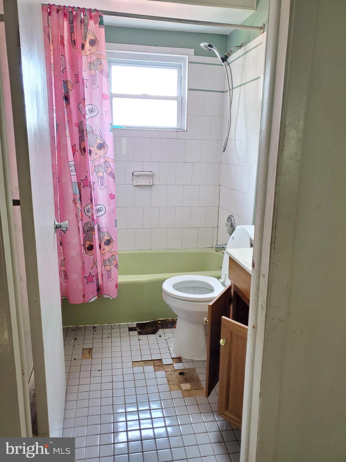 MIDDLESEX - Residential