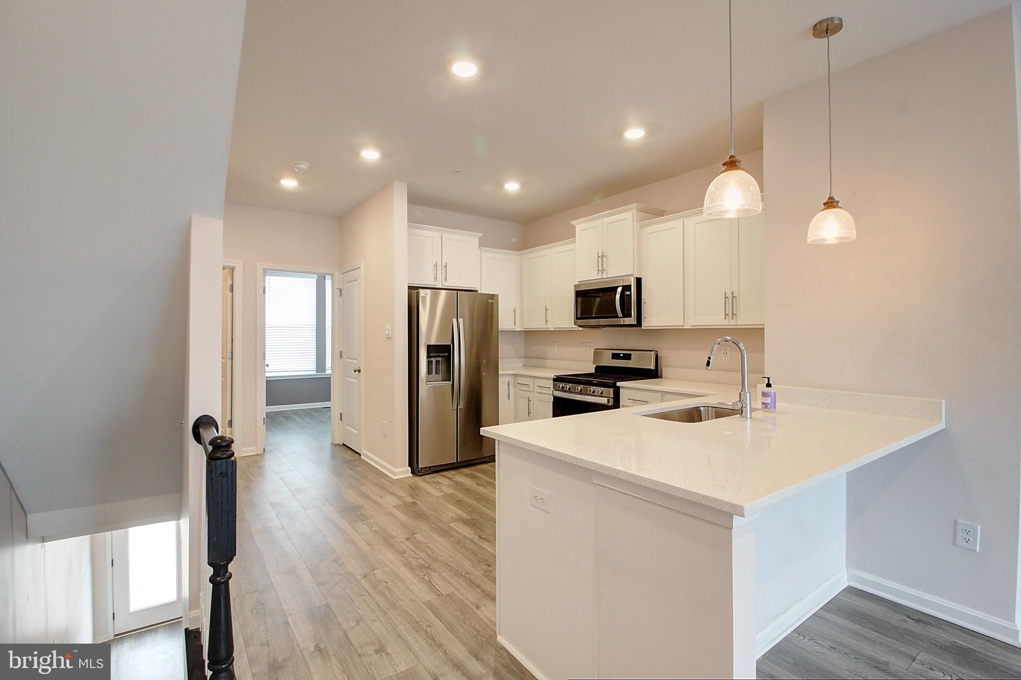 RENN QUARTER - Residential Lease