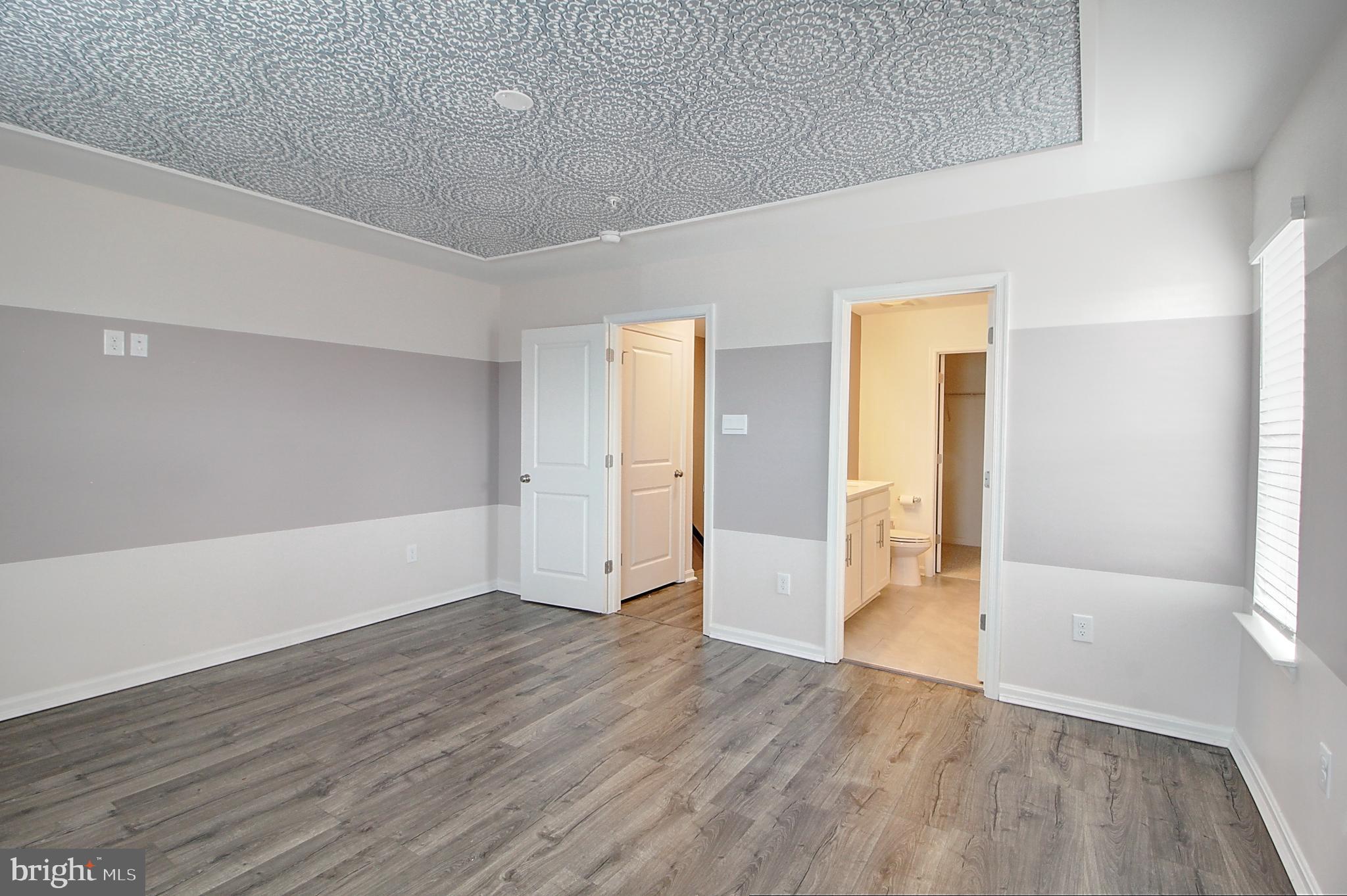 RENN QUARTER - Residential Lease