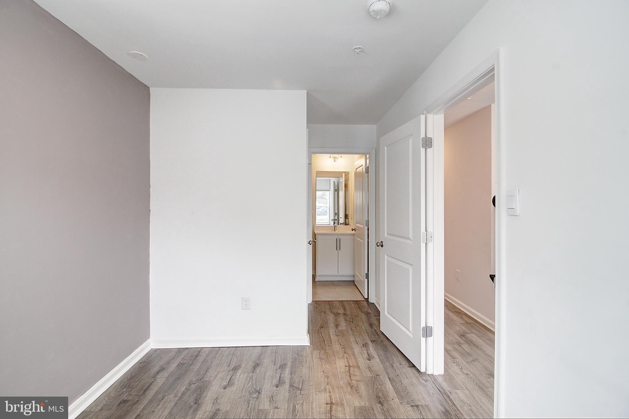 RENN QUARTER - Residential Lease