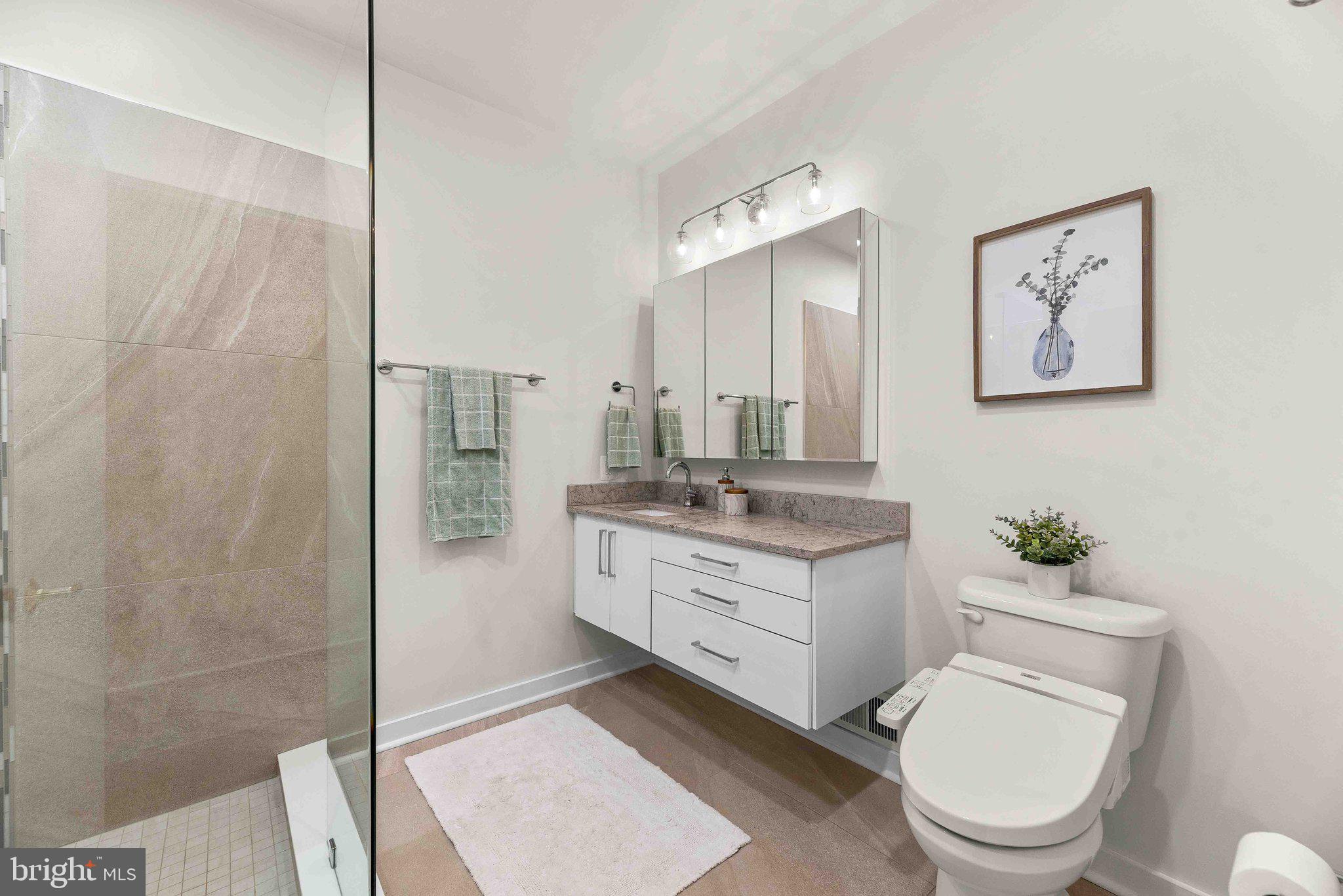 LAKEWOOD ESTATES - Residential