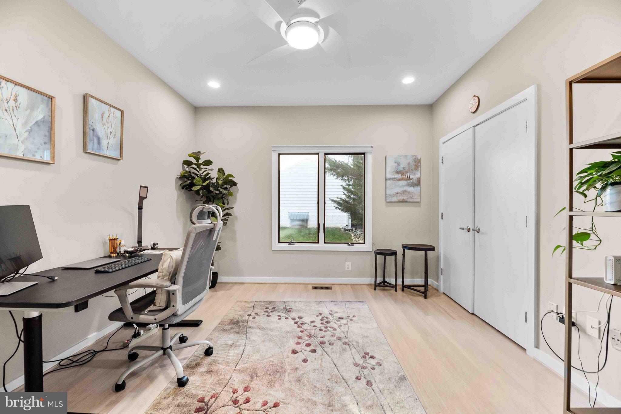 LAKEWOOD ESTATES - Residential