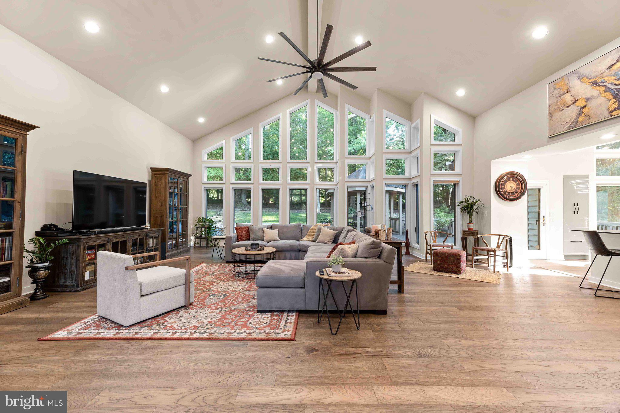 LAKEWOOD ESTATES - Residential