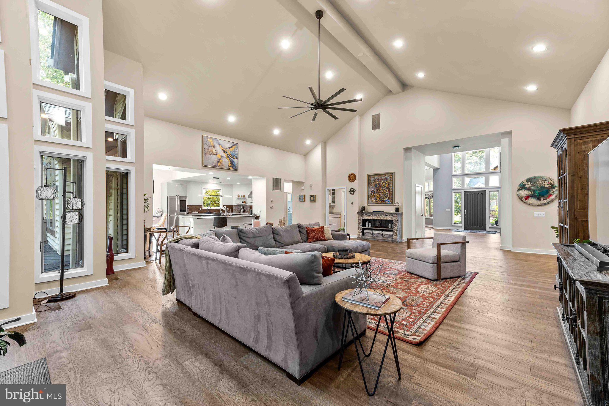 LAKEWOOD ESTATES - Residential