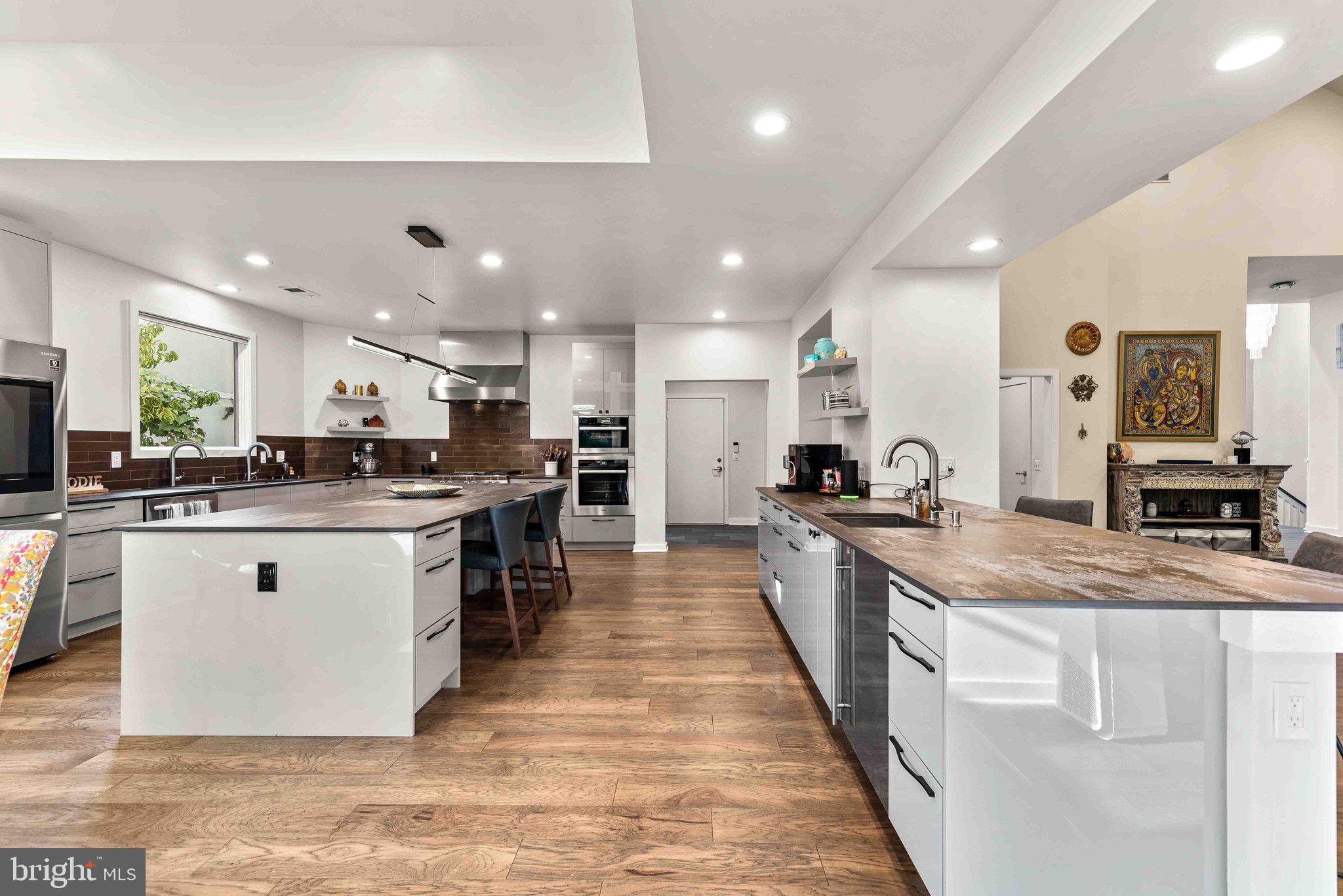 LAKEWOOD ESTATES - Residential