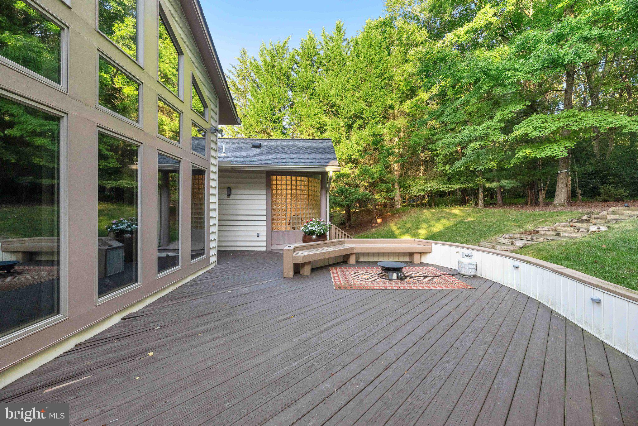 LAKEWOOD ESTATES - Residential