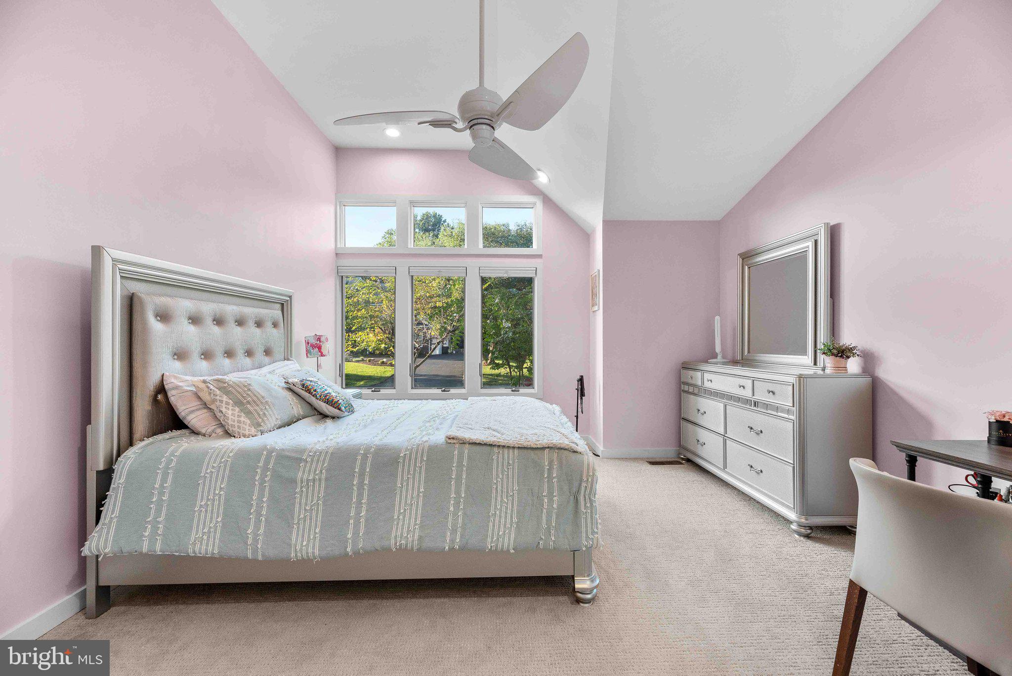 LAKEWOOD ESTATES - Residential