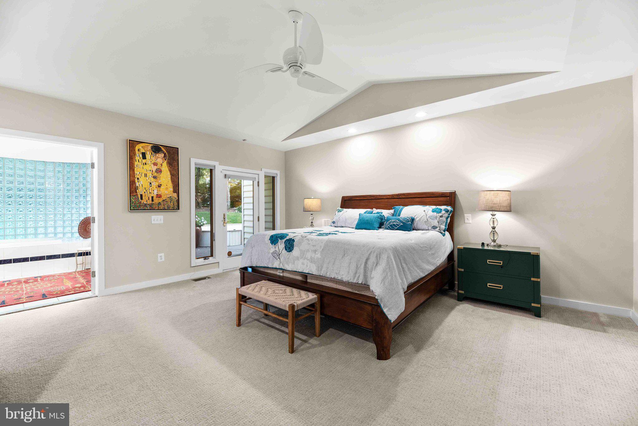 LAKEWOOD ESTATES - Residential