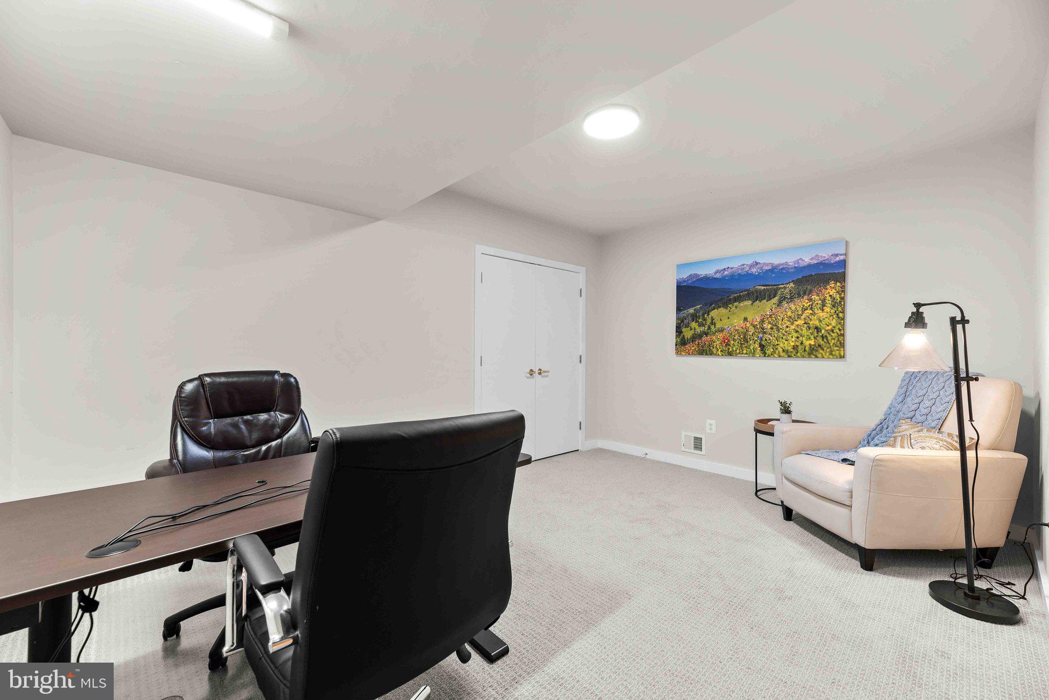 LAKEWOOD ESTATES - Residential