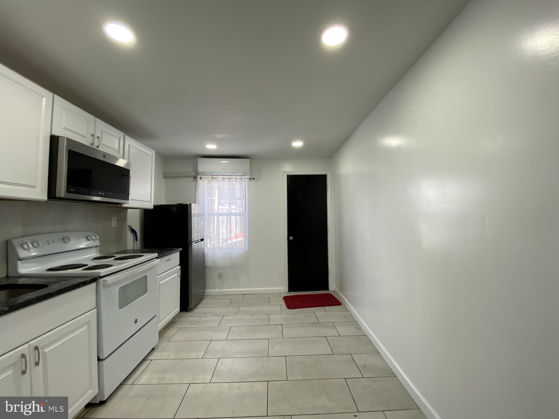 WHITMAN - Residential