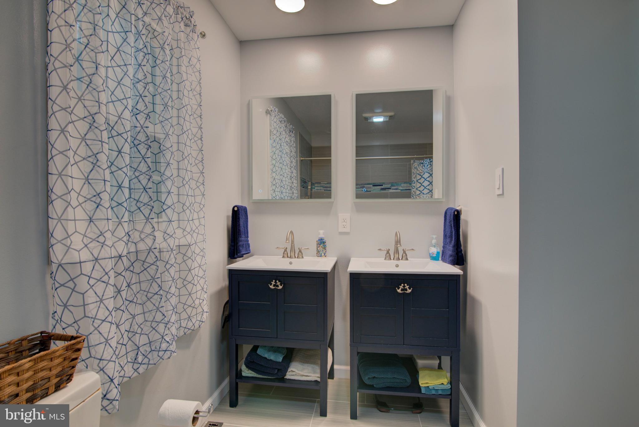 EDEN ESTATES - Residential