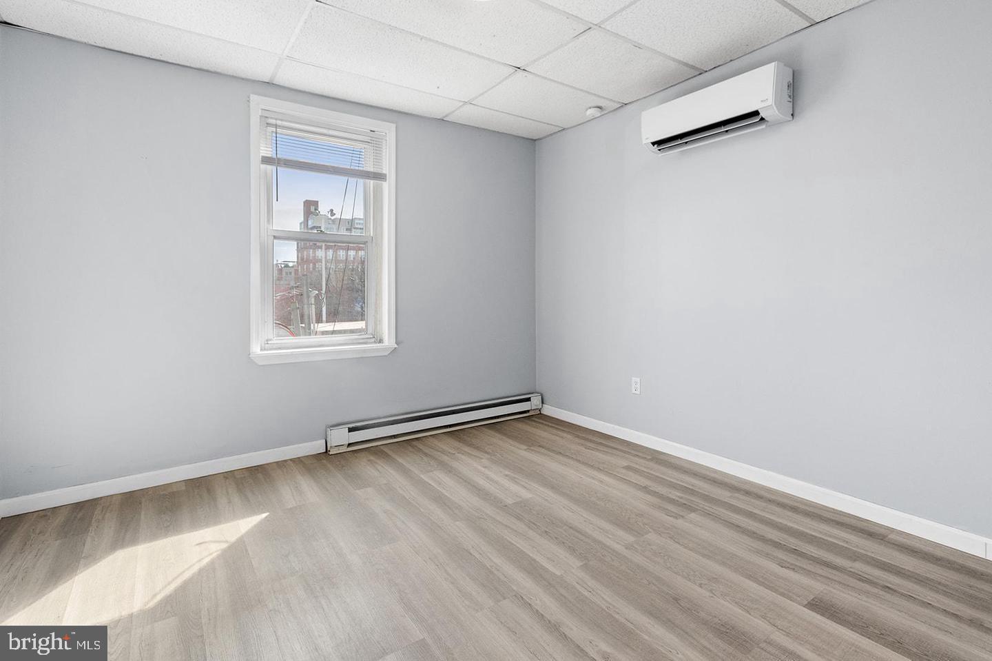 HAWTHORNE - Residential Income