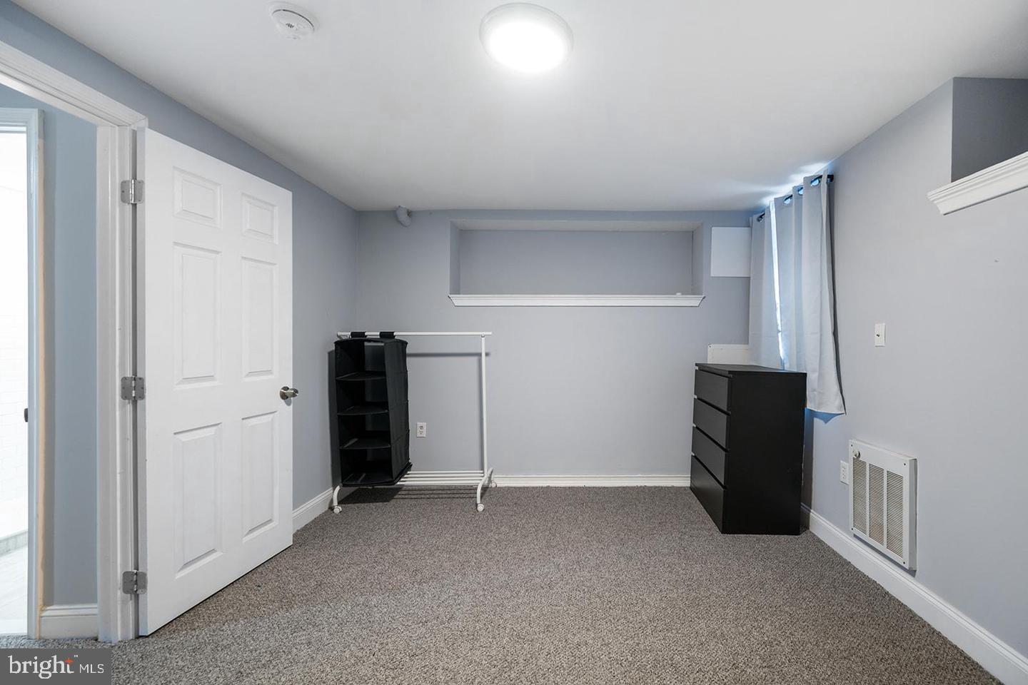 HAWTHORNE - Residential Income