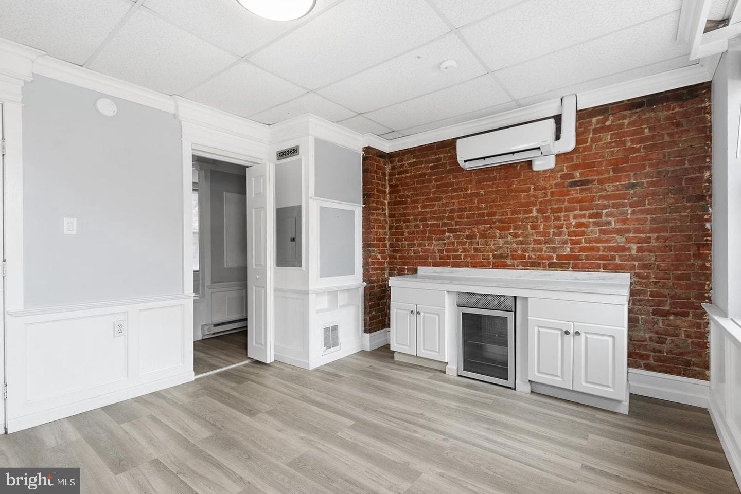 HAWTHORNE - Residential Income