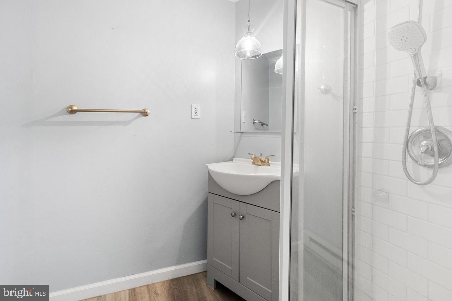 HAWTHORNE - Residential Income