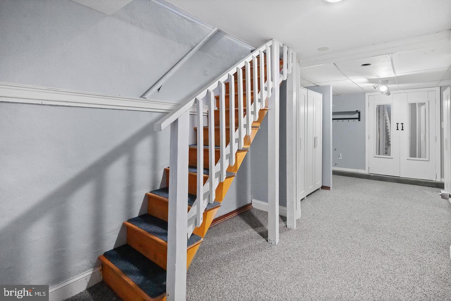 HAWTHORNE - Residential Income