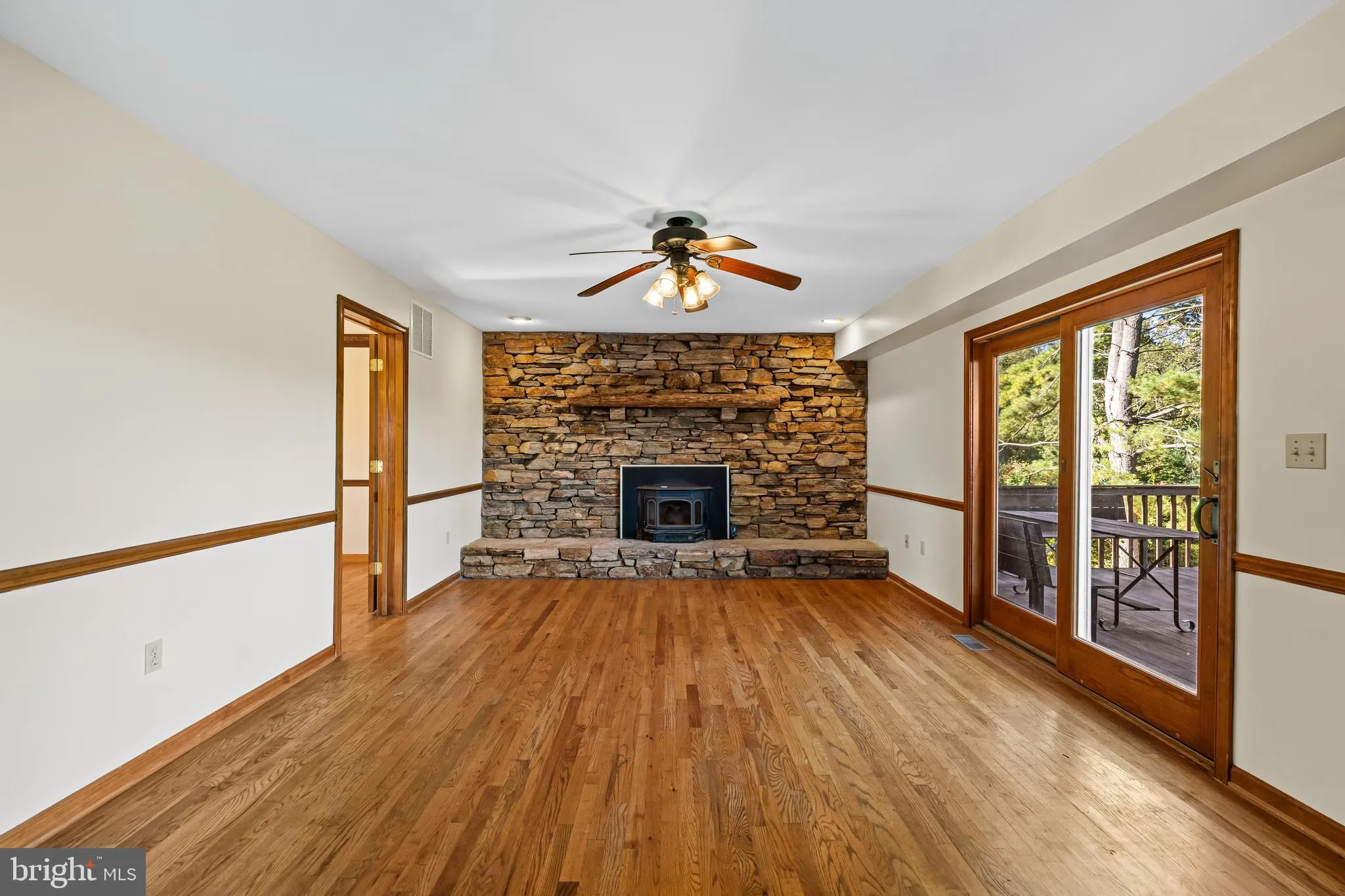 Phoenix, Maryland 21131, United States, 5 Bedrooms Bedrooms, ,5 BathroomsBathrooms,Residential,Contingent,216530