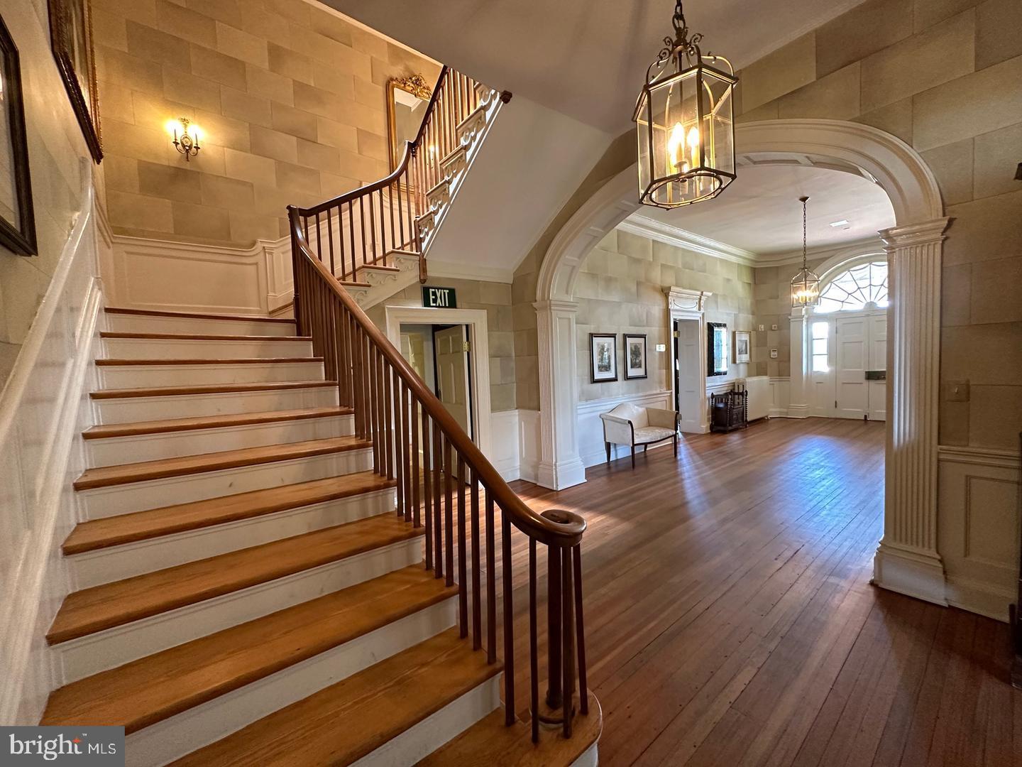 BELMONT COUNTRY CLUB - Residential