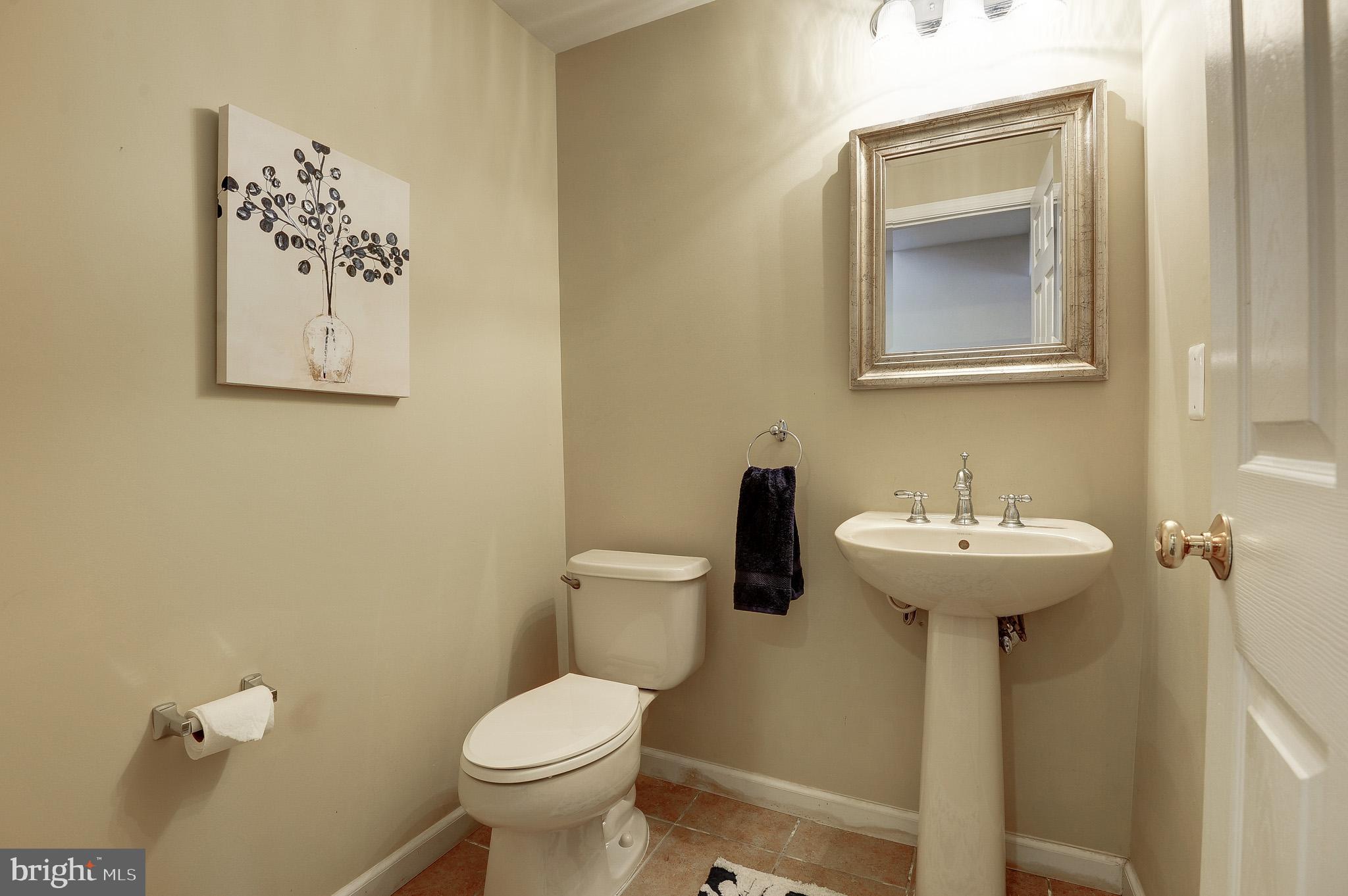 BELMONT COUNTRY CLUB - Residential