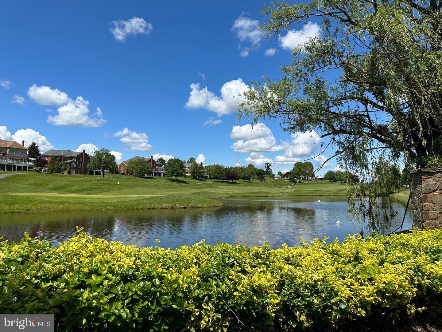 BELMONT COUNTRY CLUB - Residential