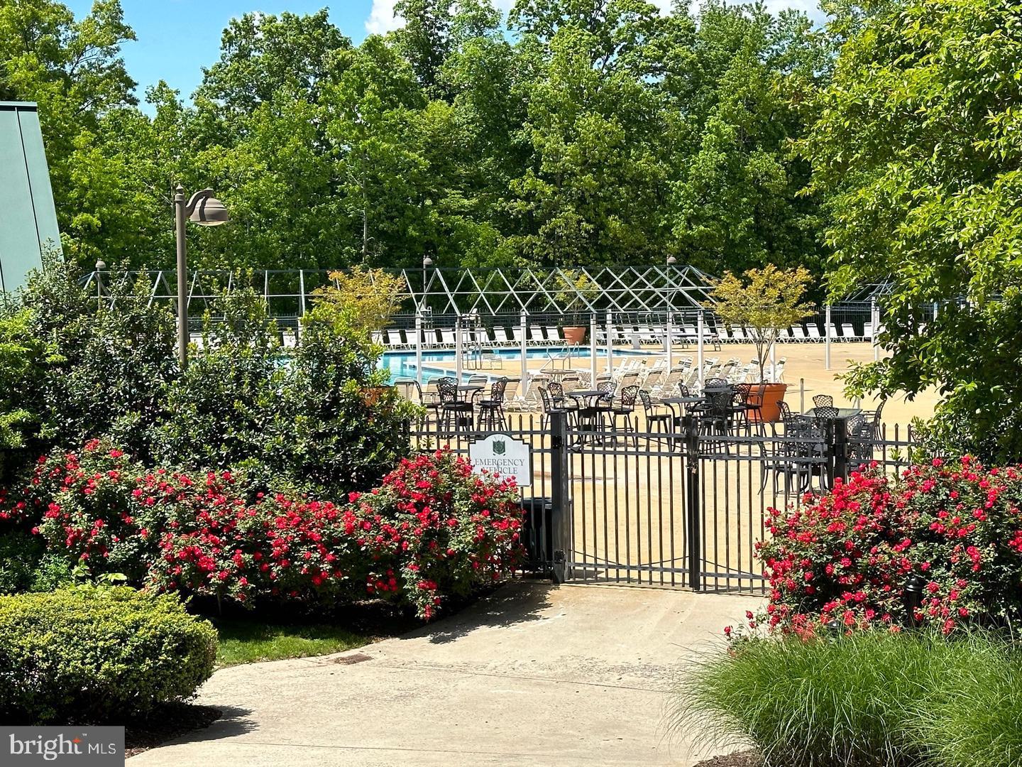 BELMONT COUNTRY CLUB - Residential