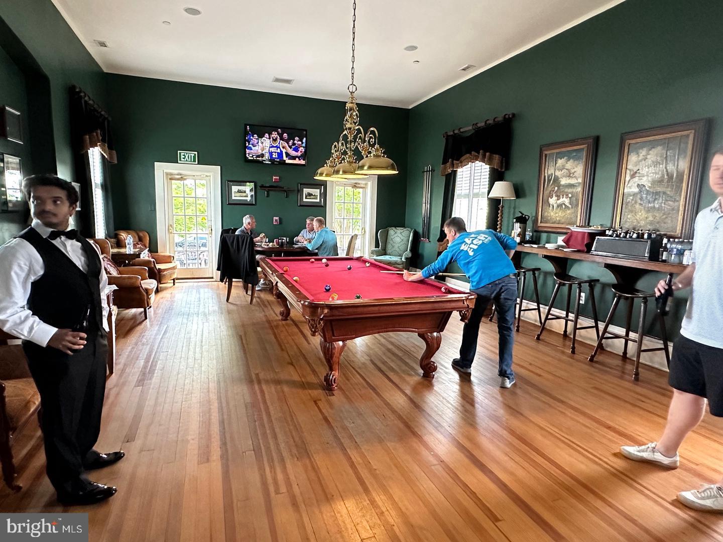 BELMONT COUNTRY CLUB - Residential